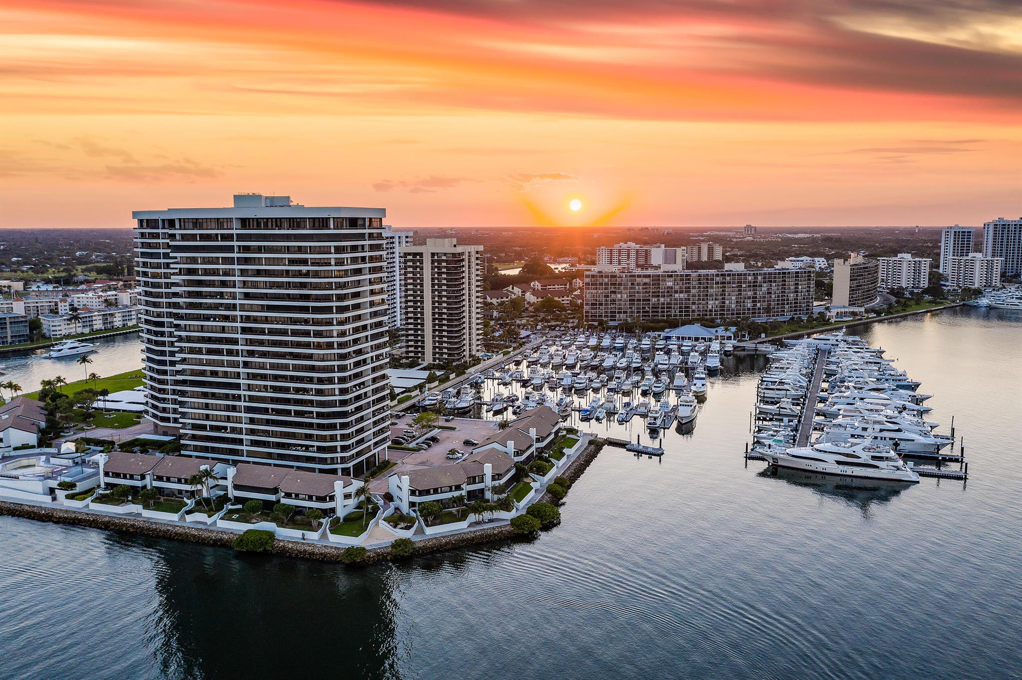 100 Lakeshore Drive 1657