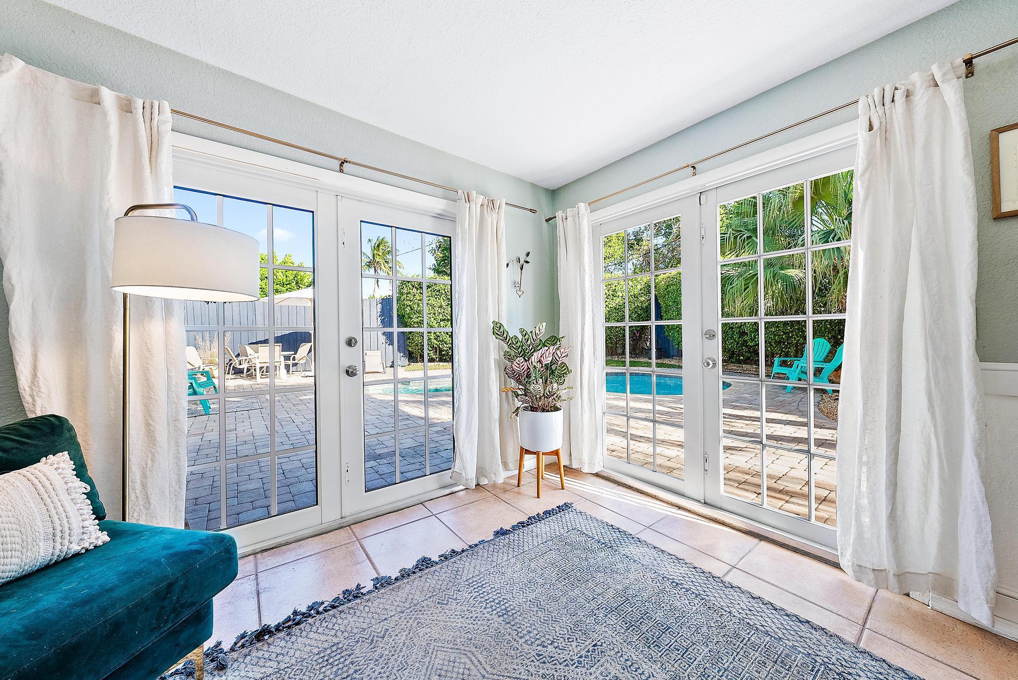 1624 W Terrace Drive