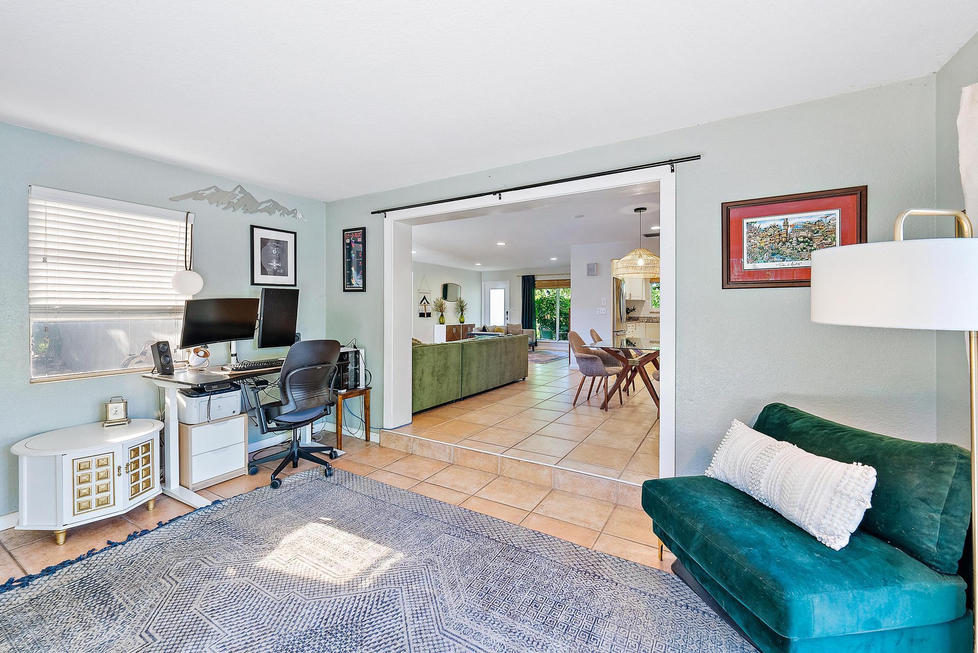 1624 W Terrace Drive