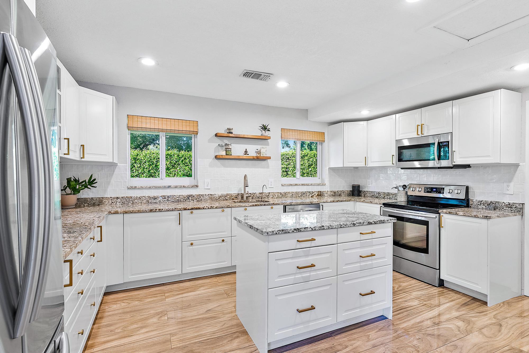 1624 W Terrace Drive