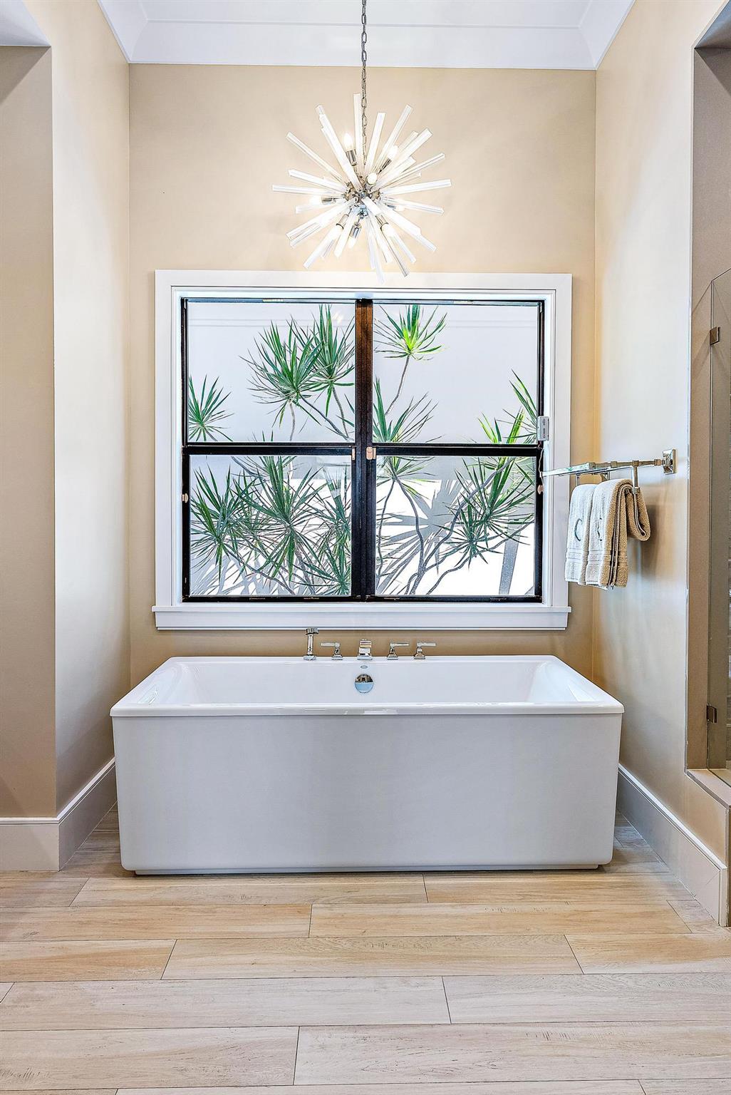 14061 Paradise Point Road