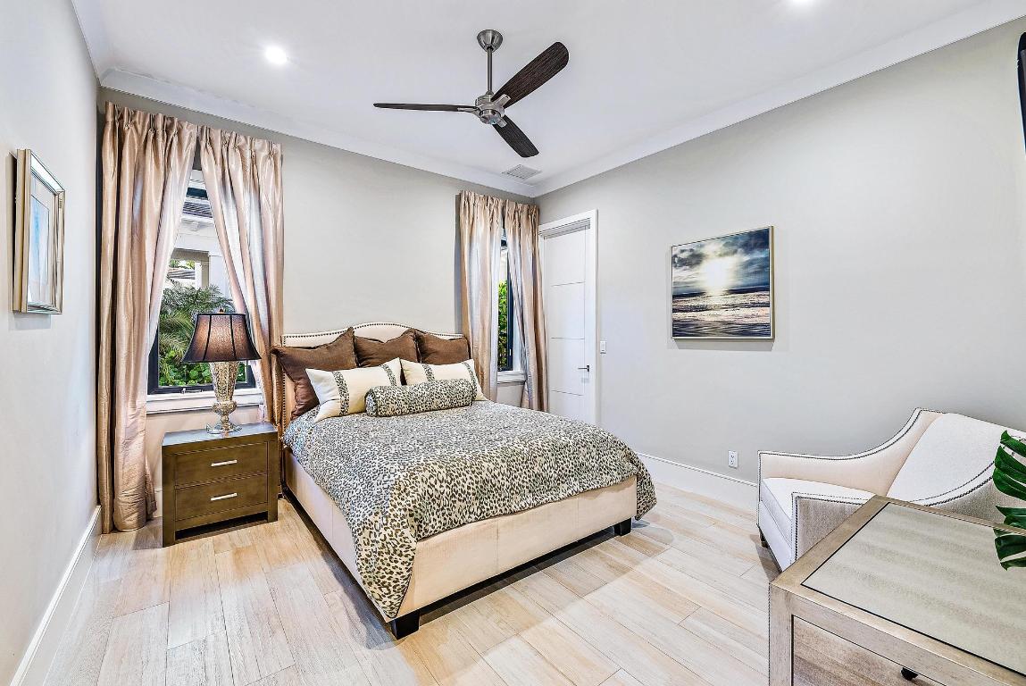 14061 Paradise Point Road