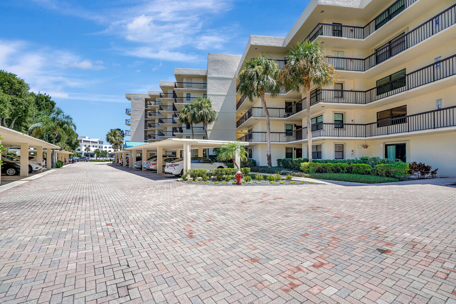 372 Golfview Road 103