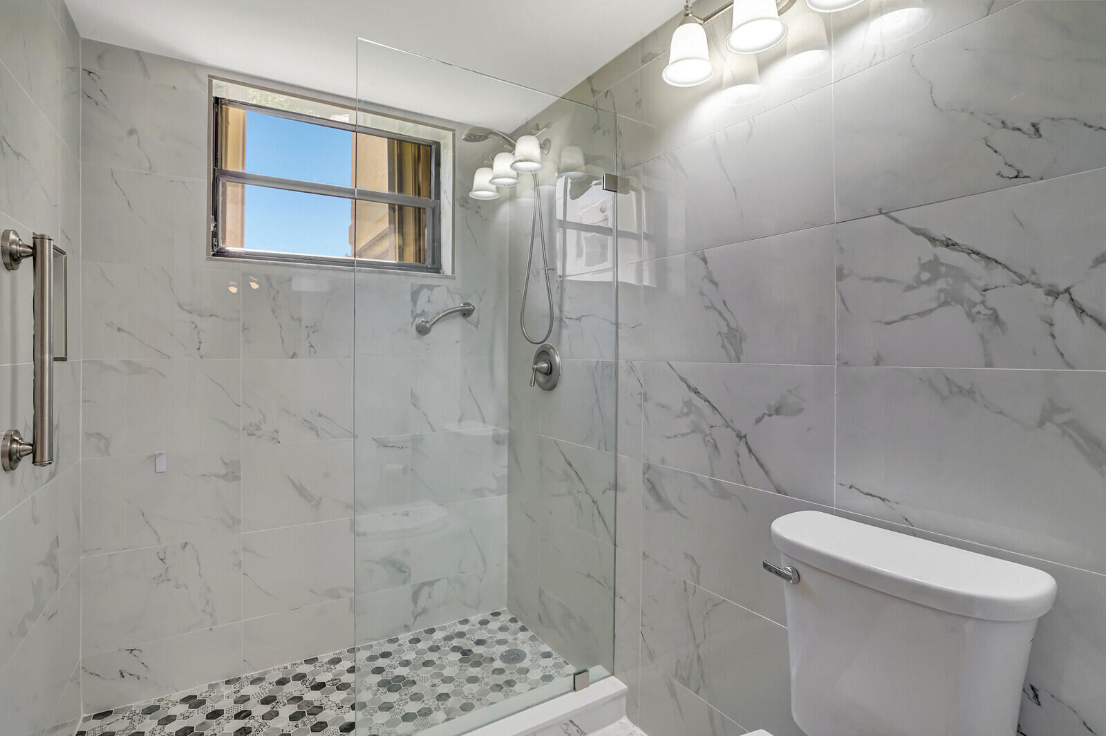 372 Golfview Road 103