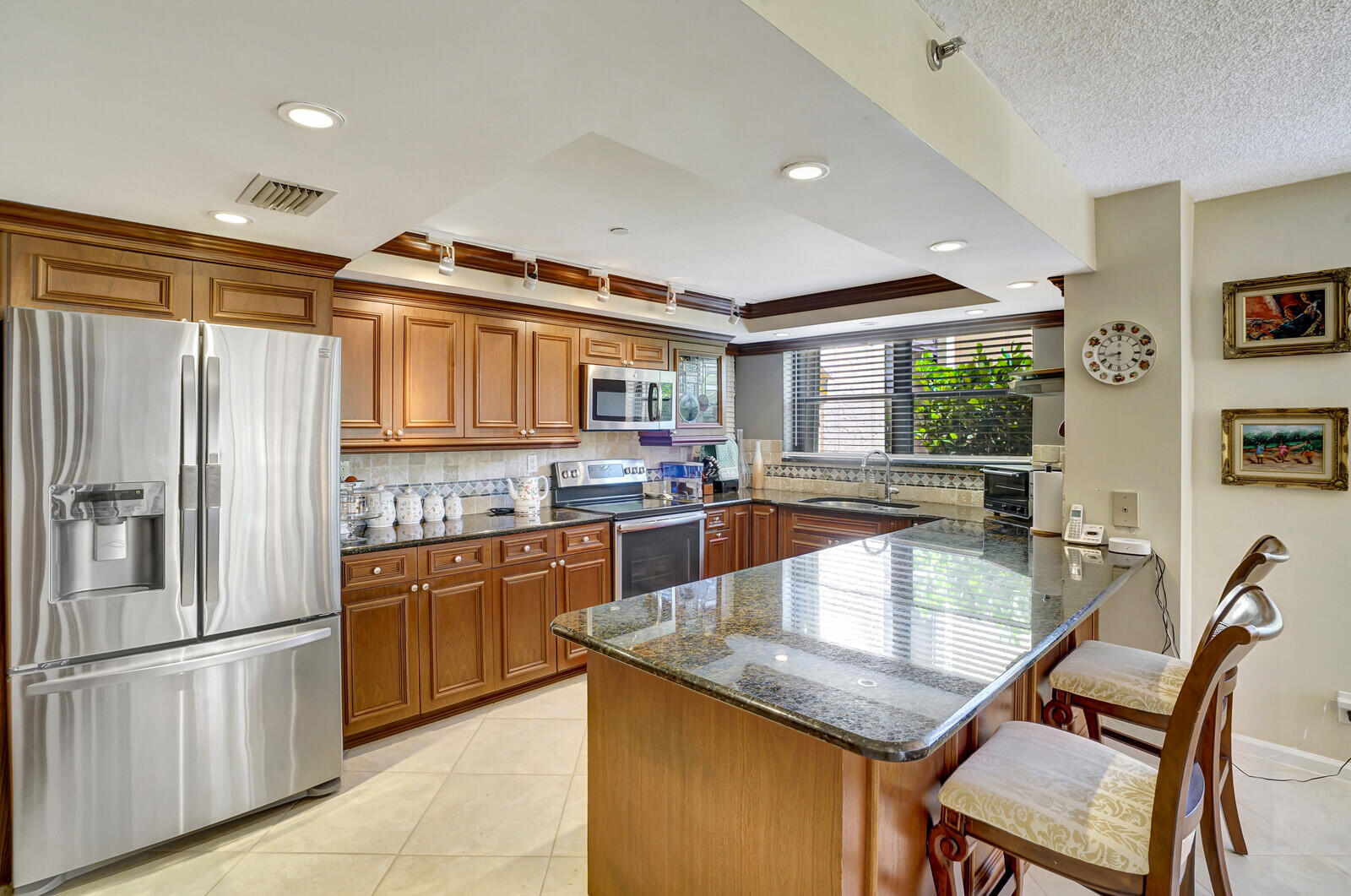 372 Golfview Road 103