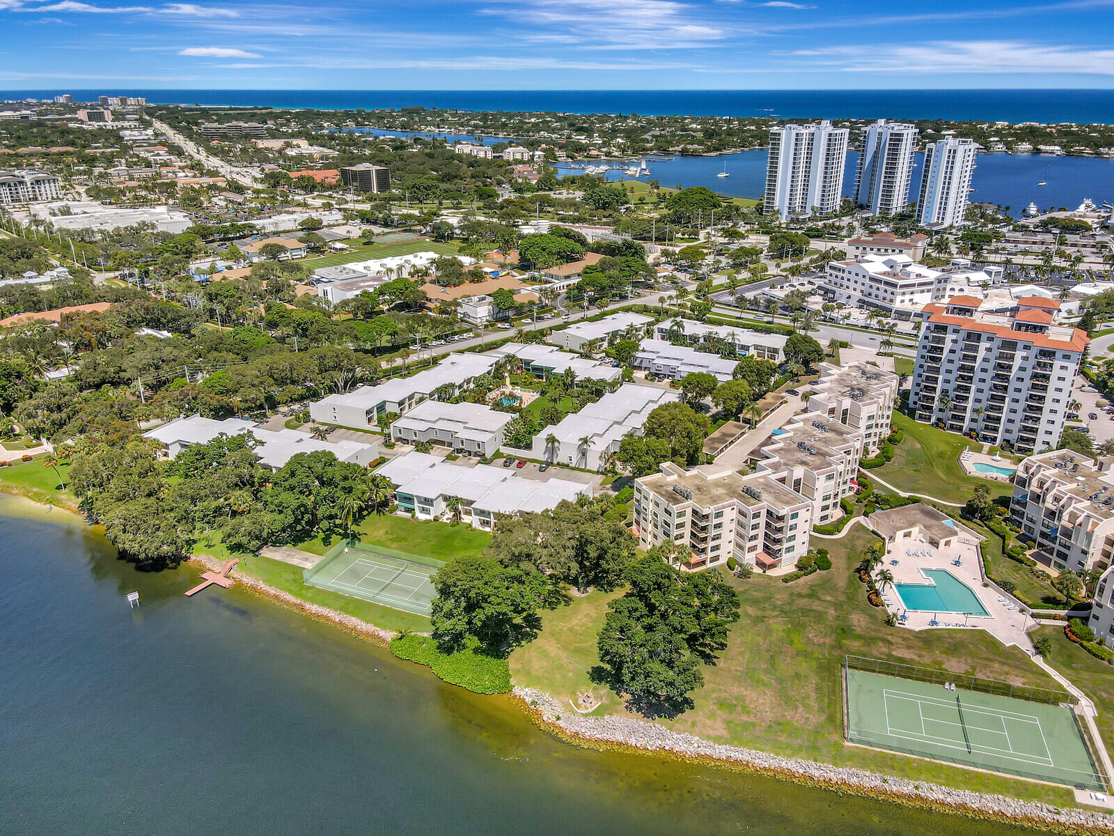 372 Golfview Road 103