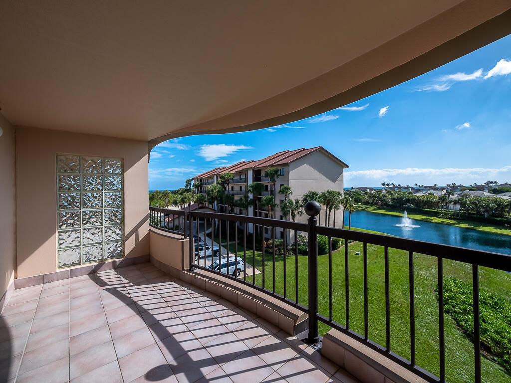 301 Ocean Bluffs Boulevard 402
