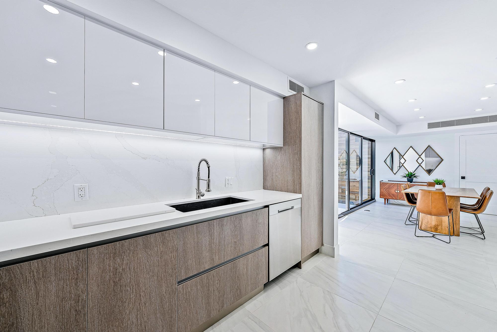 122 Lakeshore Drive G-39