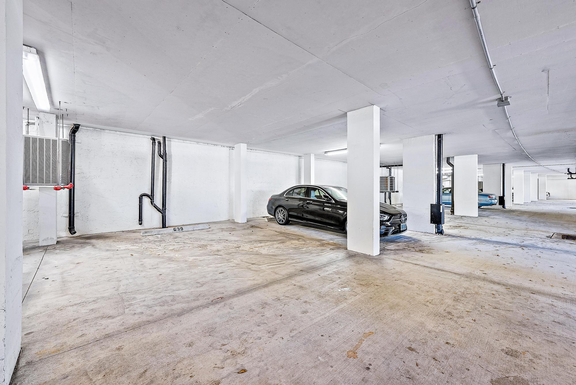 122 Lakeshore Drive G-39