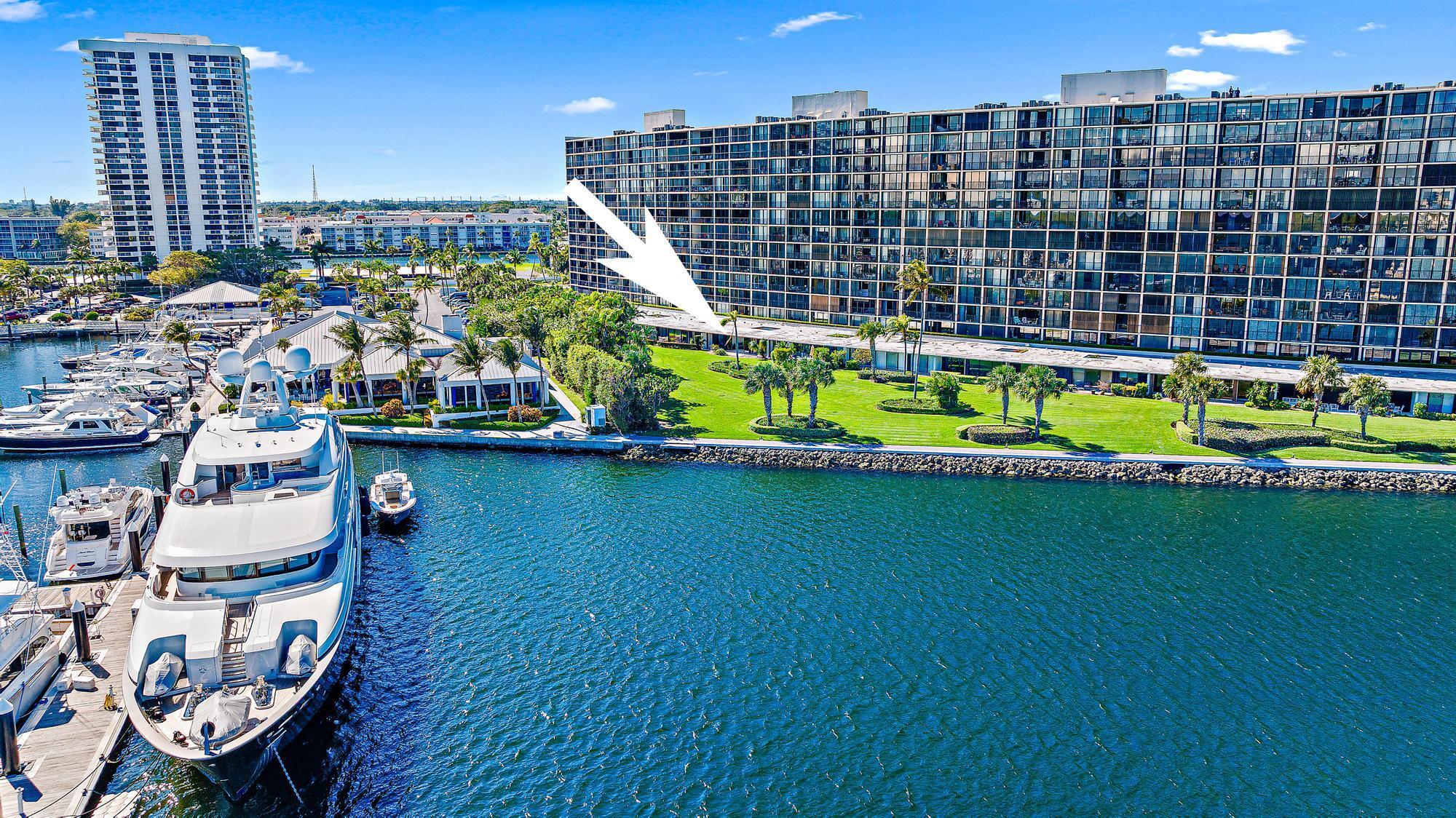 122 Lakeshore Drive G-39