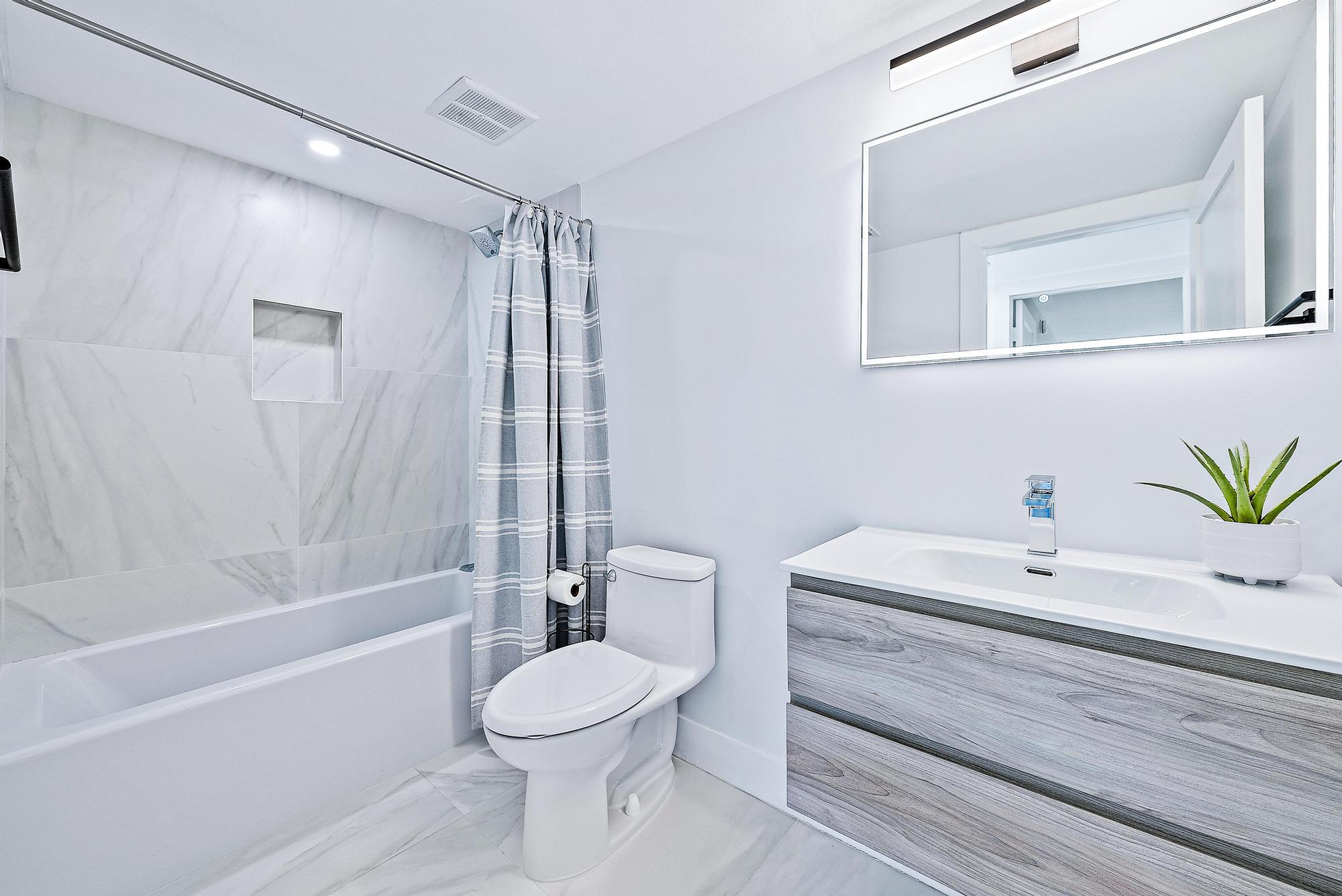 122 Lakeshore Drive G-39