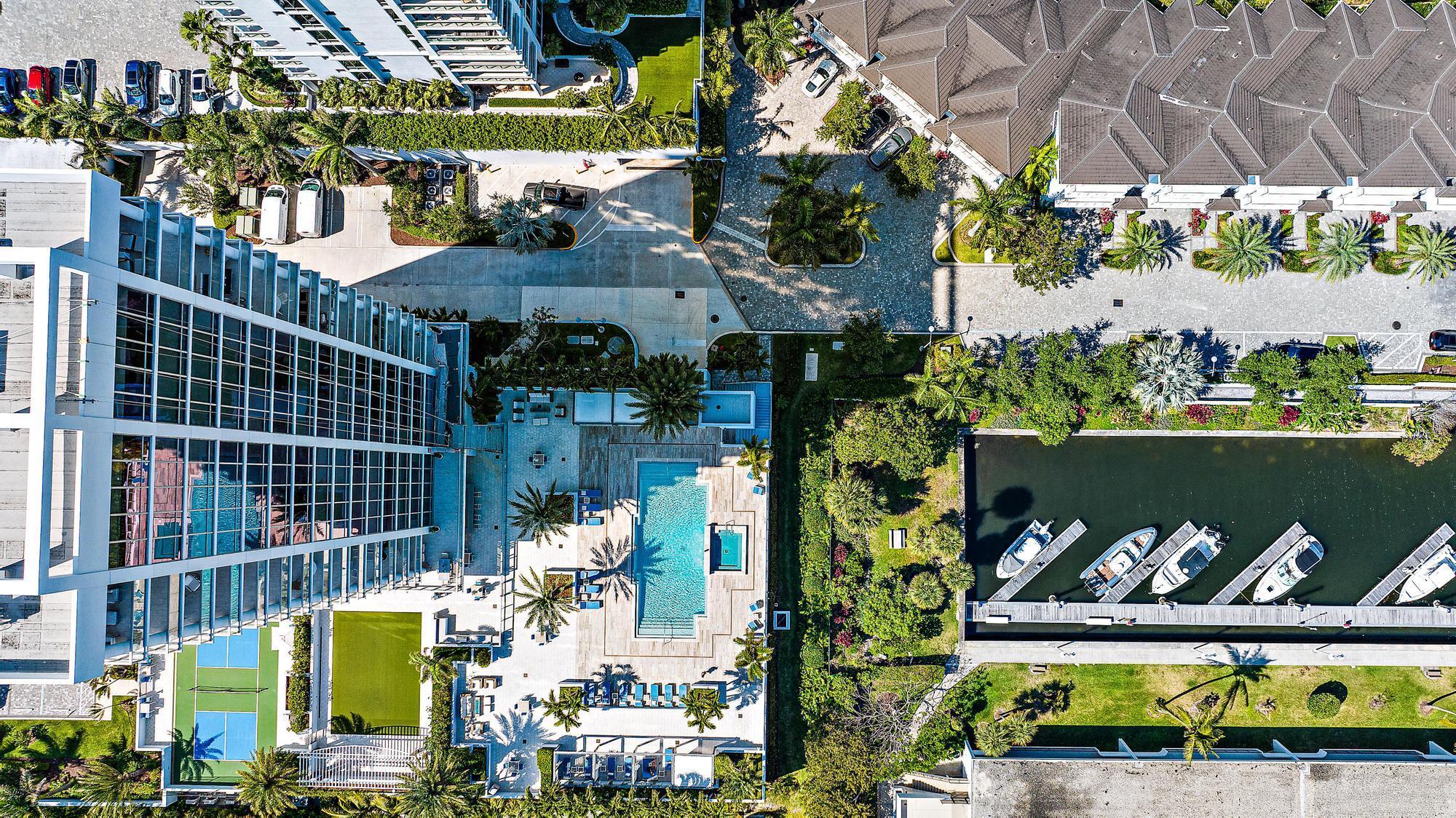 3 Water Club Way 702