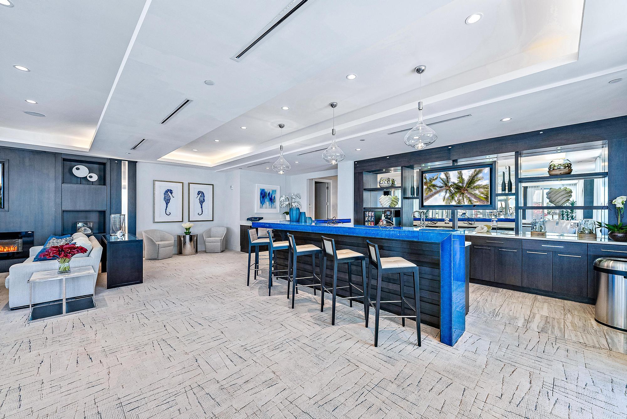 3 Water Club Way 702
