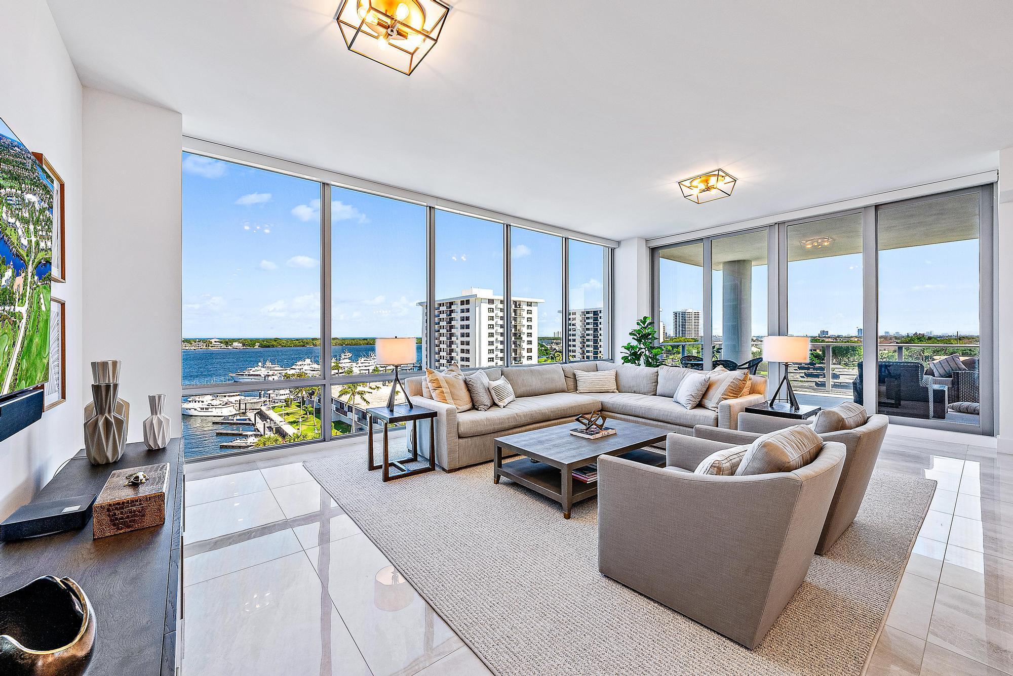 3 Water Club Way 702