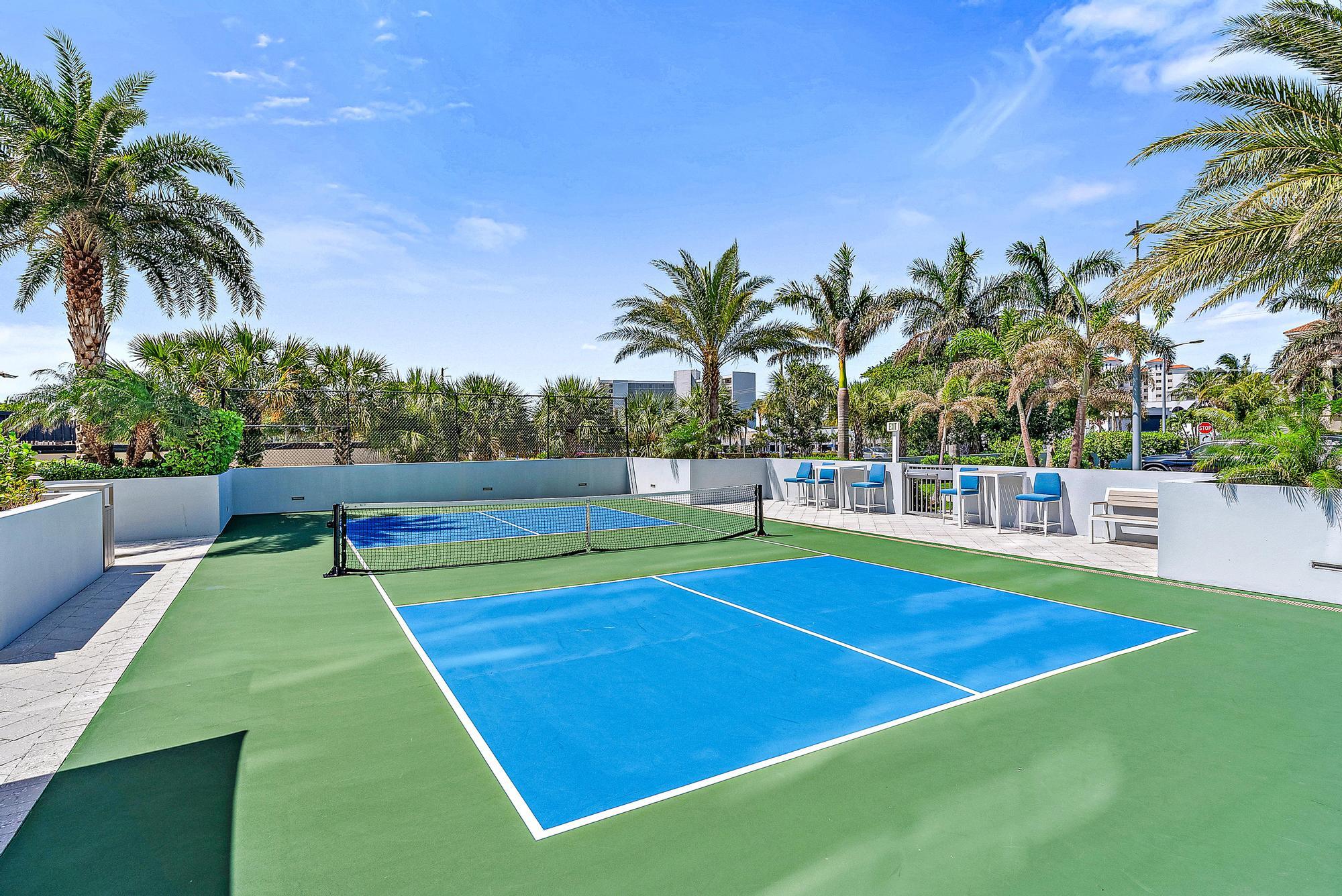 3 Water Club Way 702