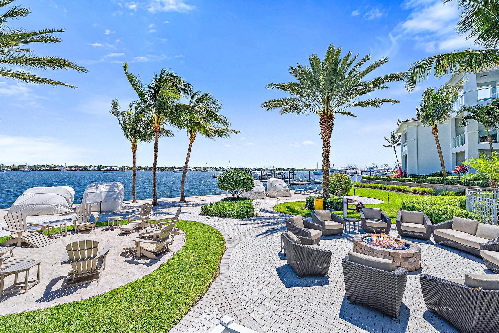 3 Water Club Way 702