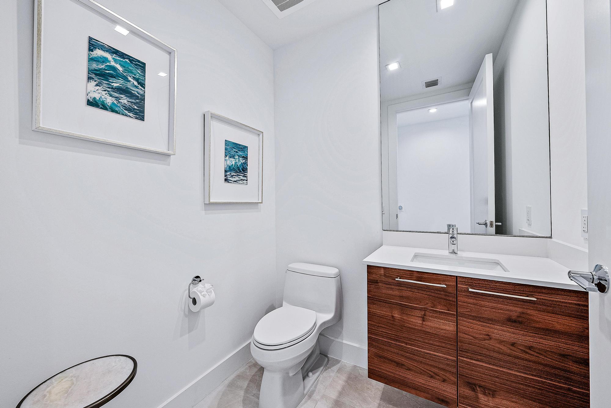 3 Water Club Way 702