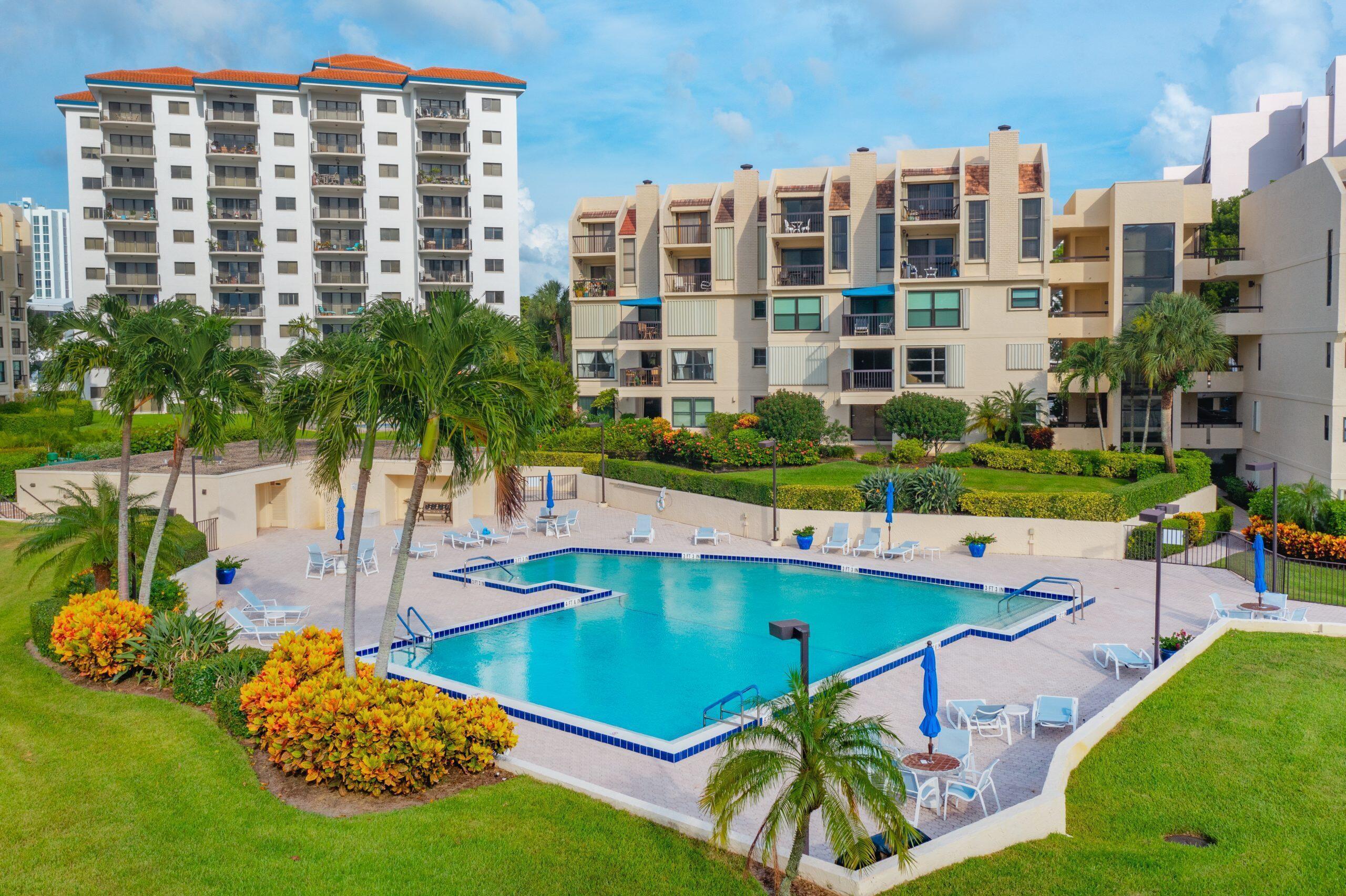 364 Golfview Road 307