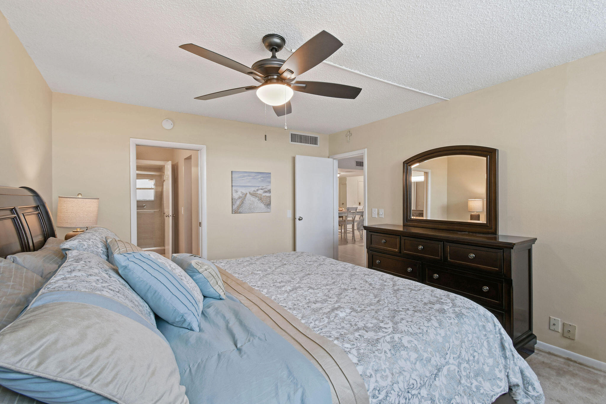 336 Golfview Road 915
