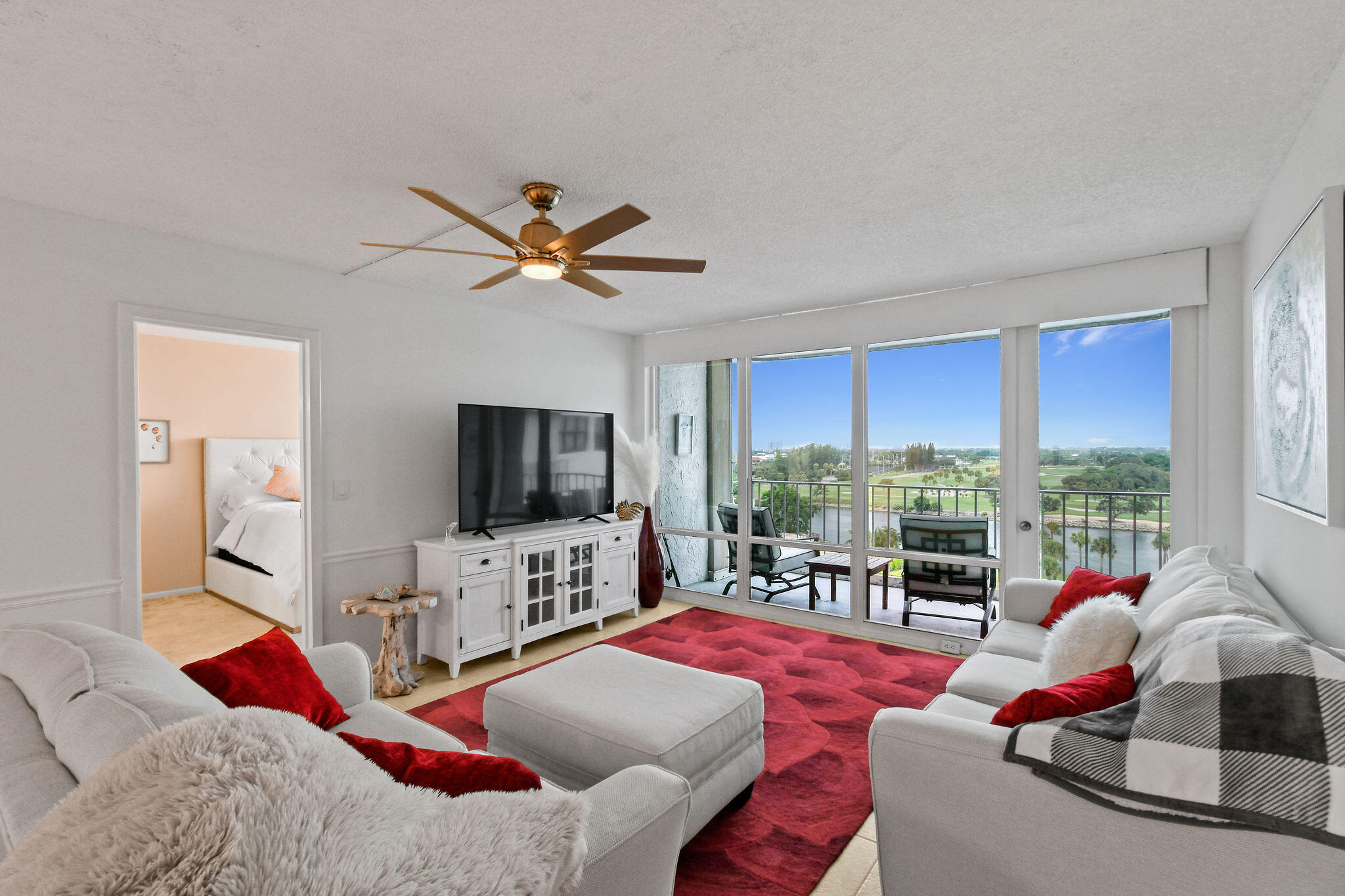 336 Golfview Road 915