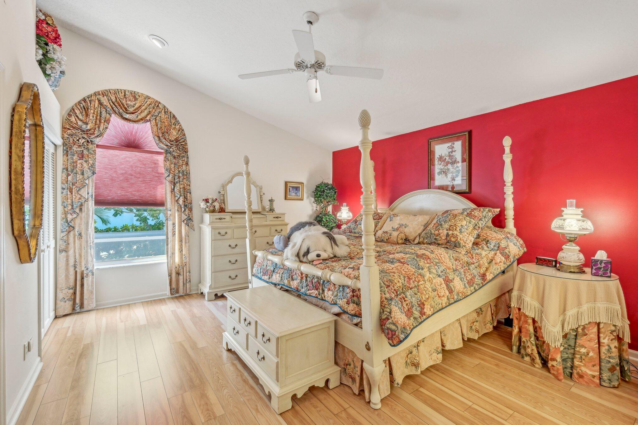 22 Grand Bay Circle