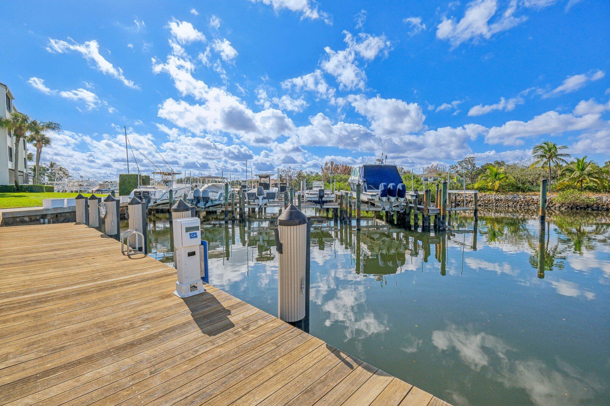 22 Grand Bay Circle