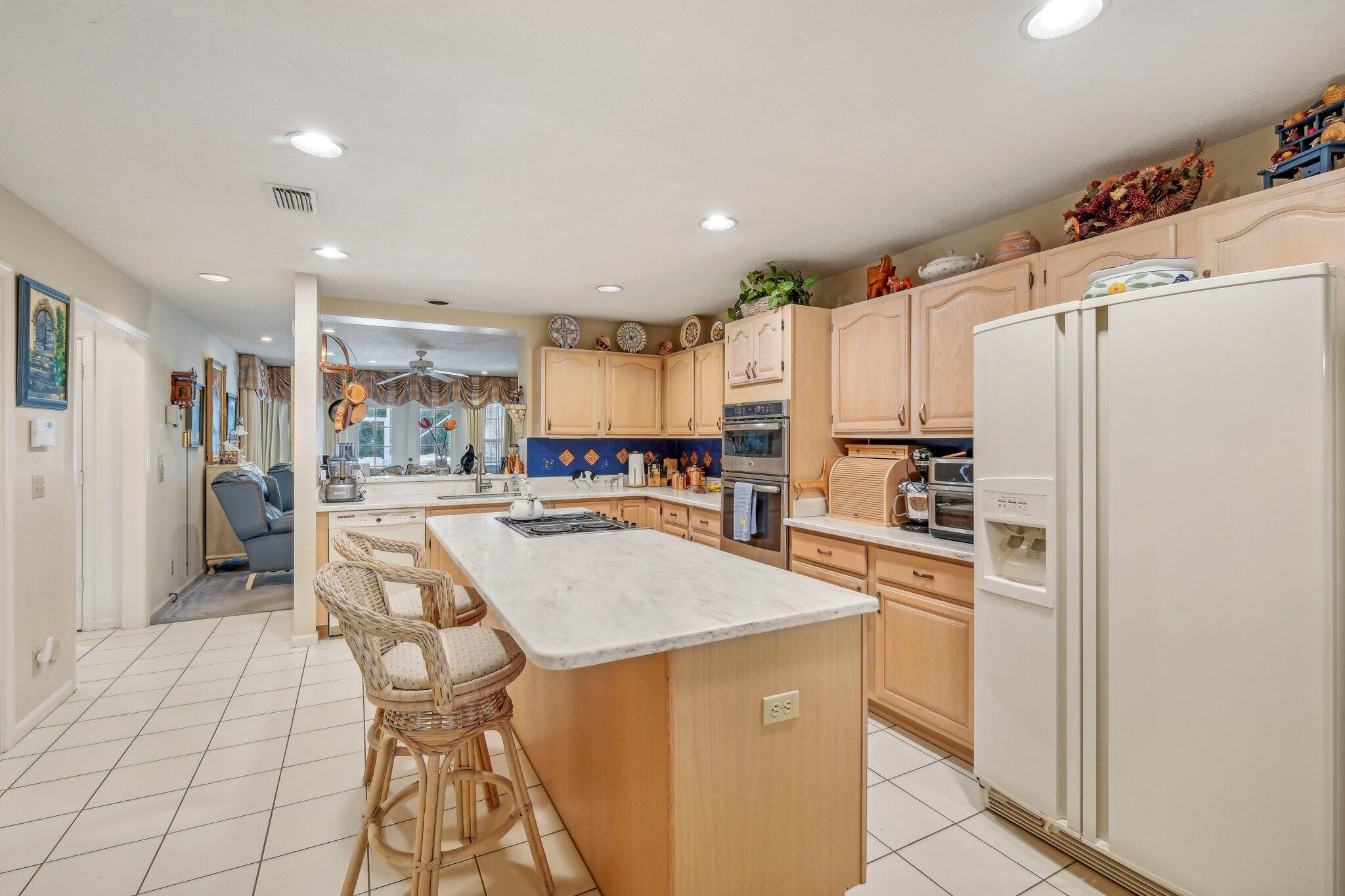 22 Grand Bay Circle