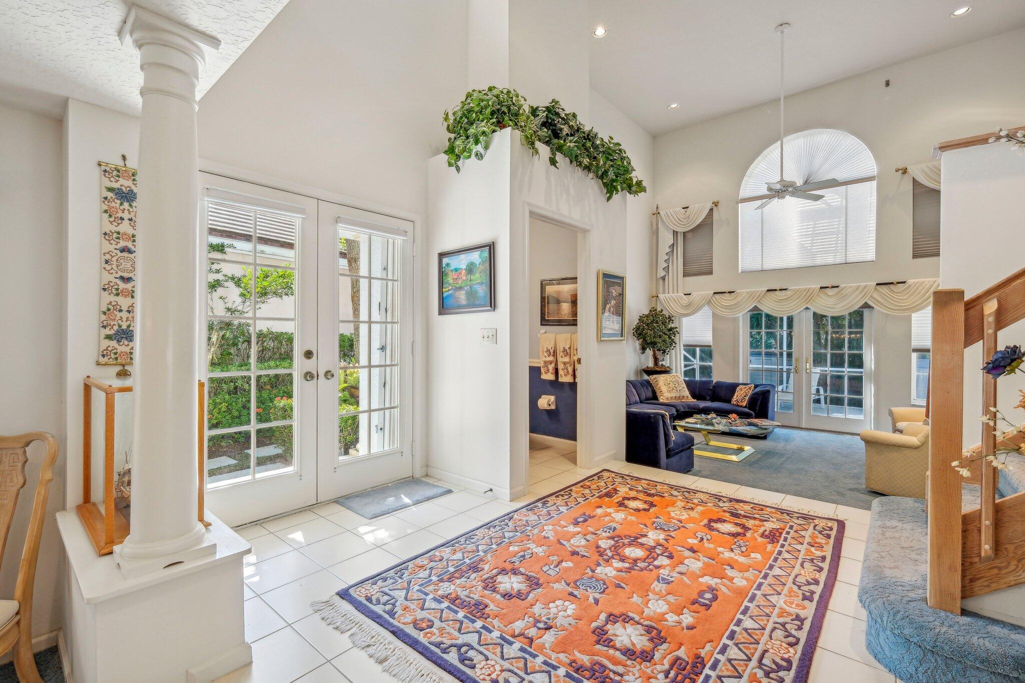 22 Grand Bay Circle