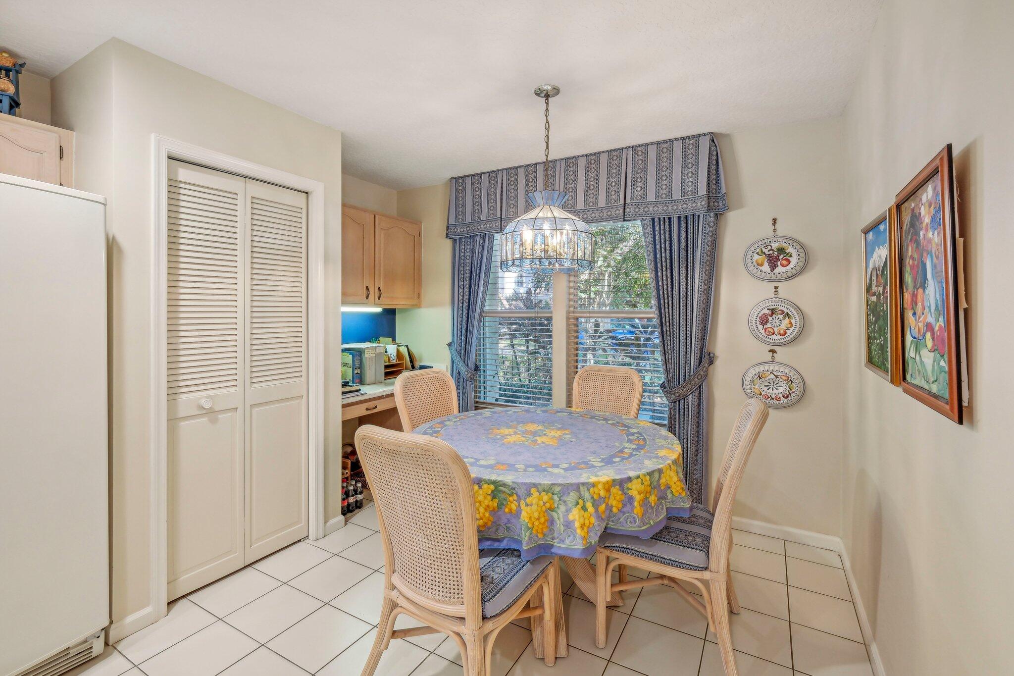 22 Grand Bay Circle