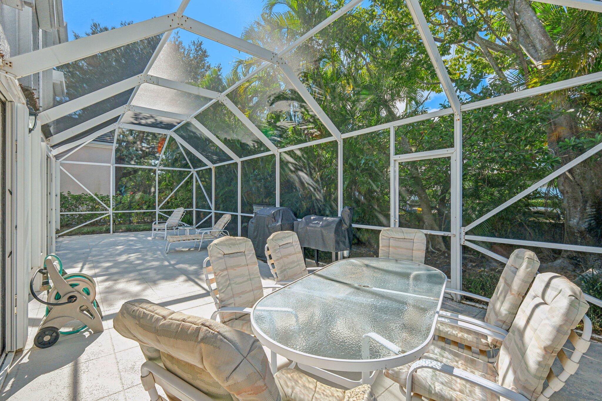 22 Grand Bay Circle