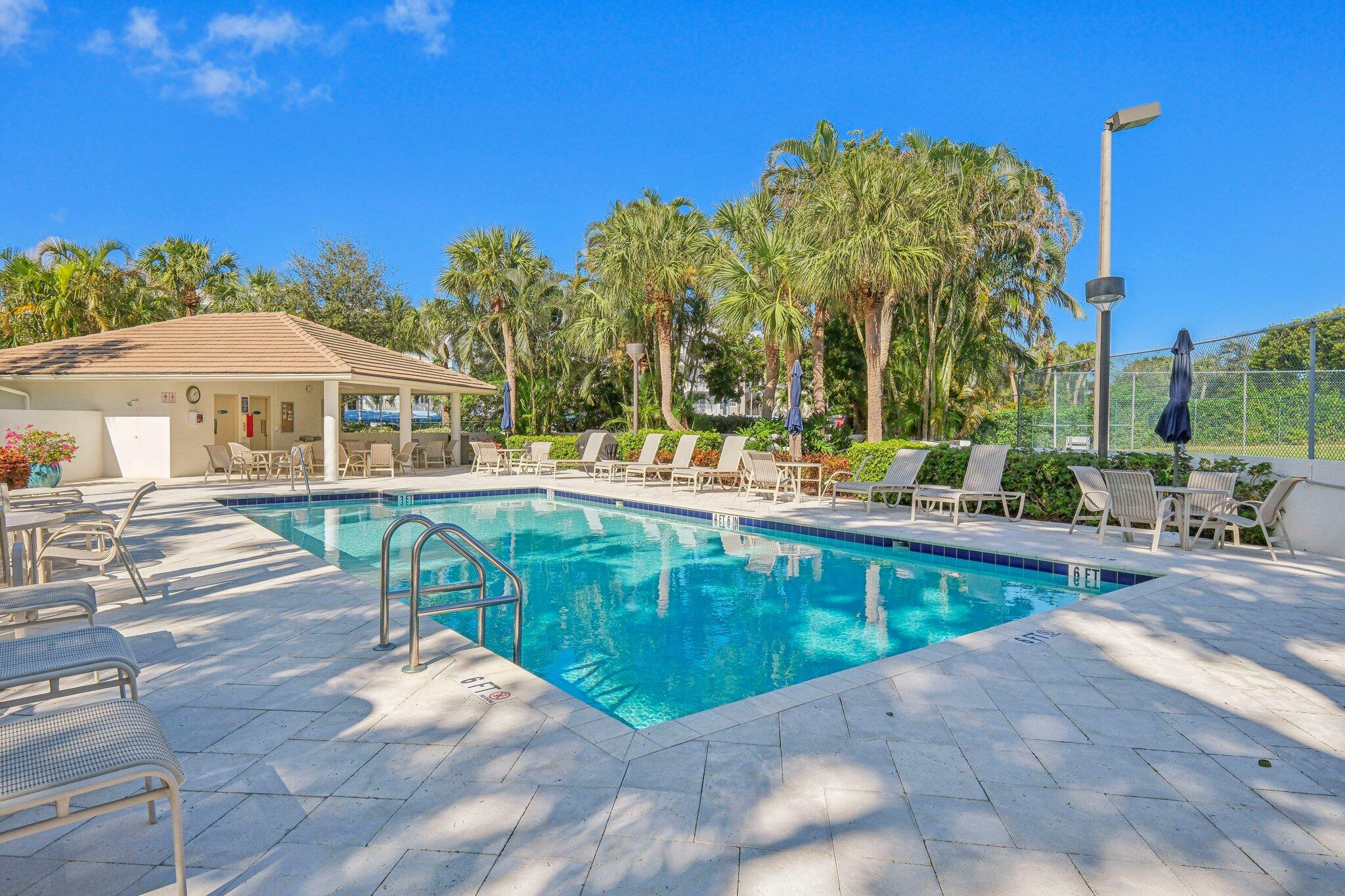 22 Grand Bay Circle