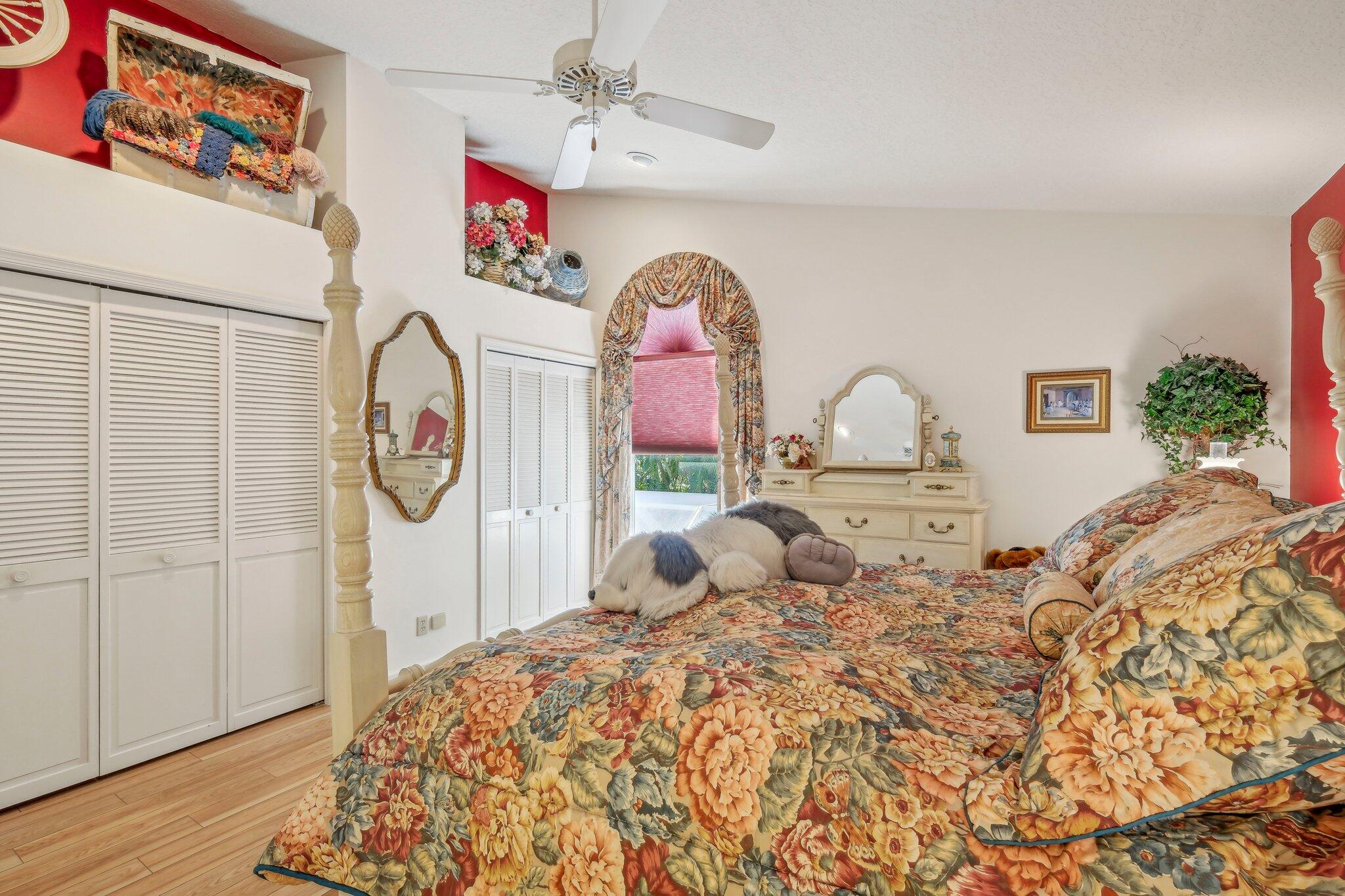 22 Grand Bay Circle