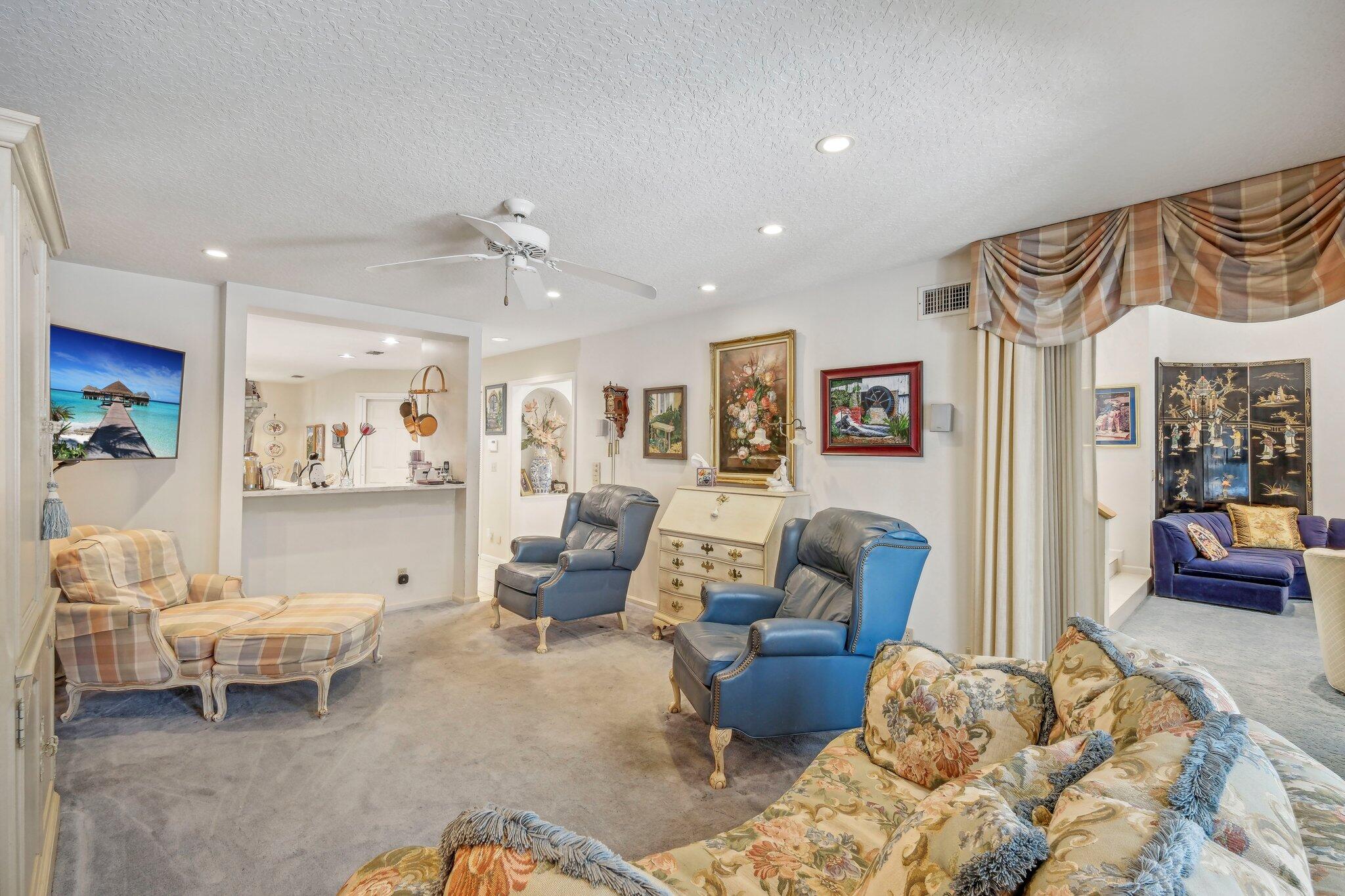 22 Grand Bay Circle
