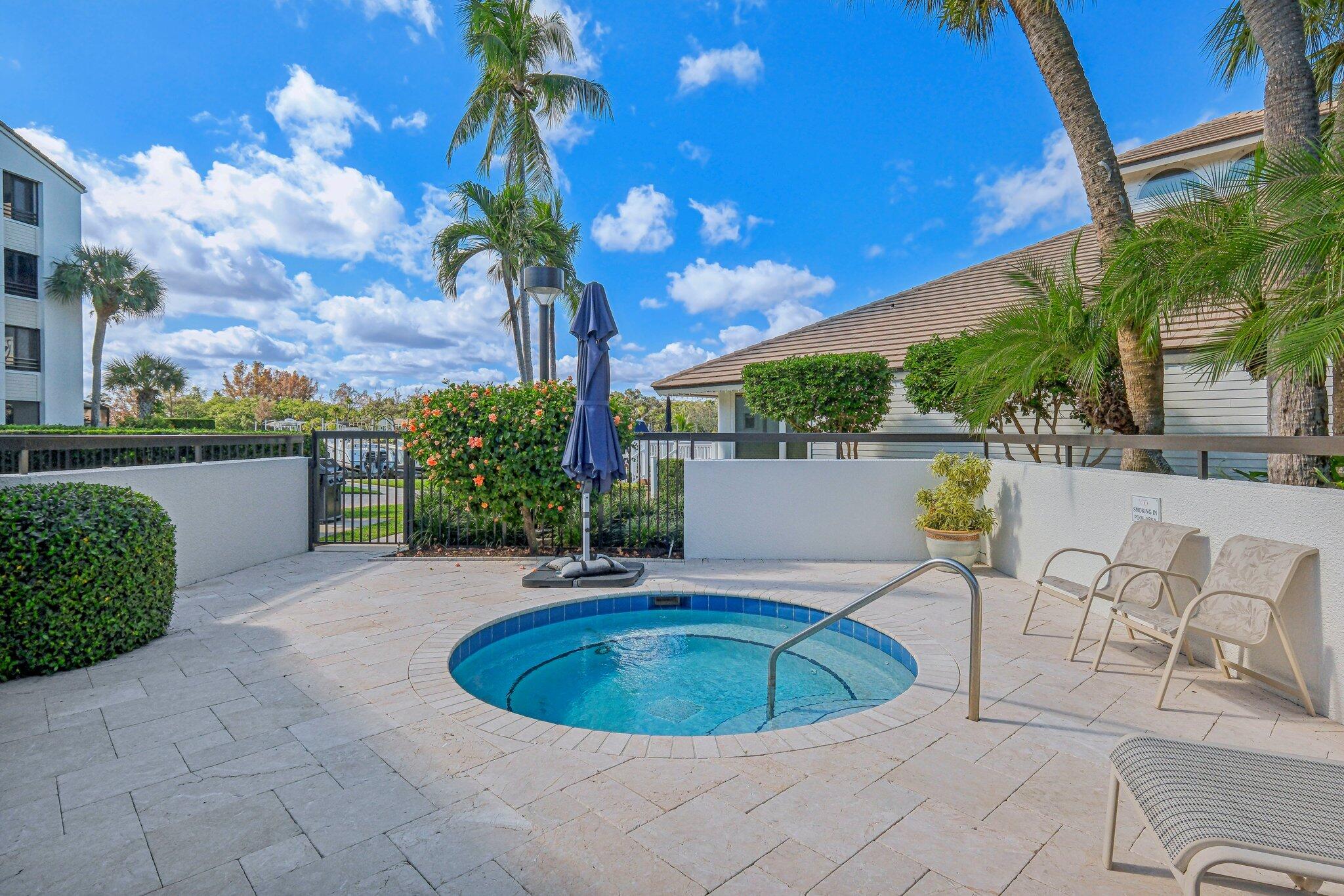 22 Grand Bay Circle