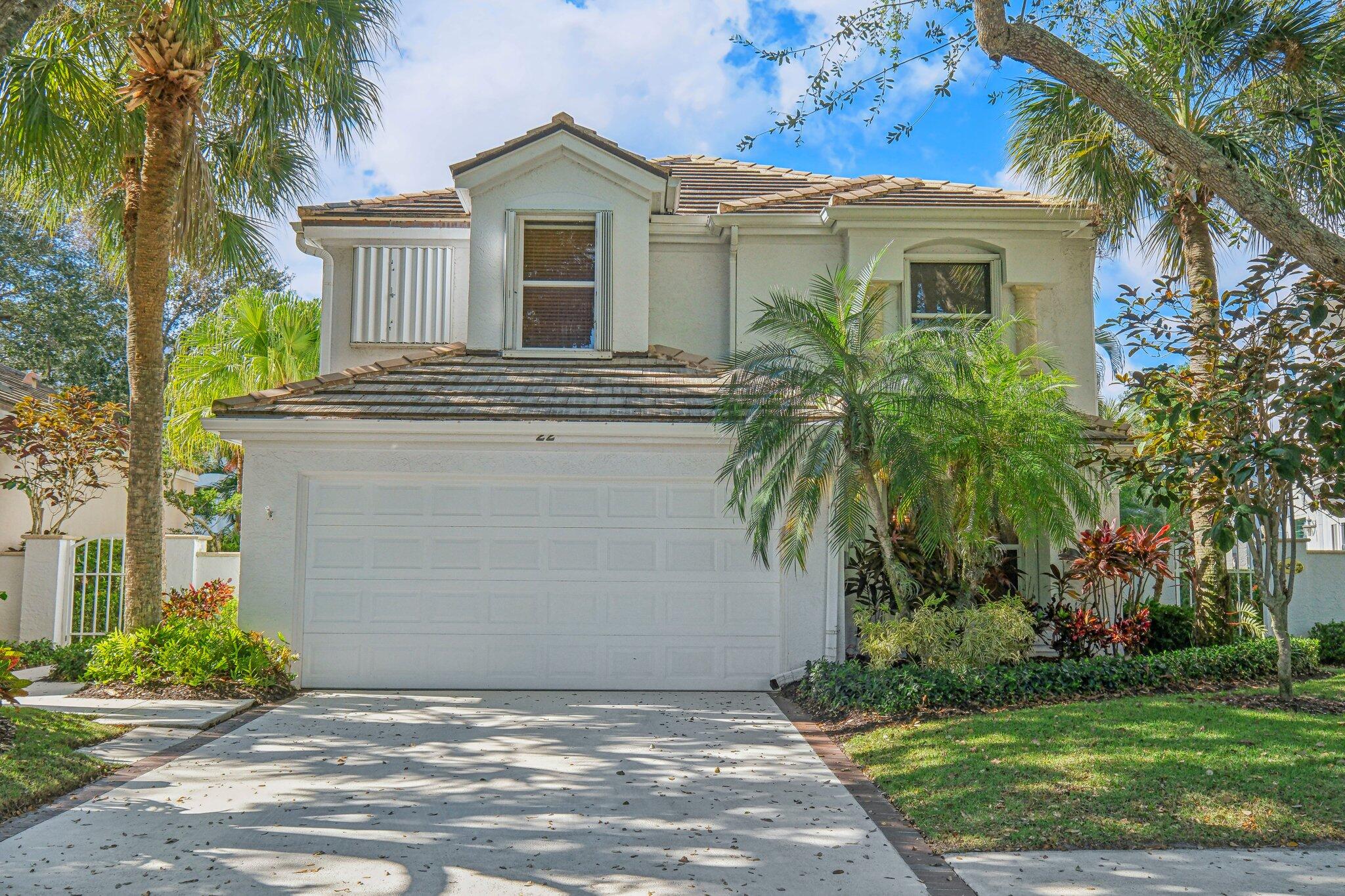 22 Grand Bay Circle