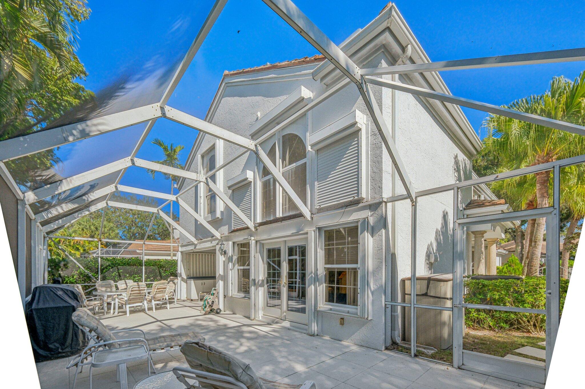 22 Grand Bay Circle