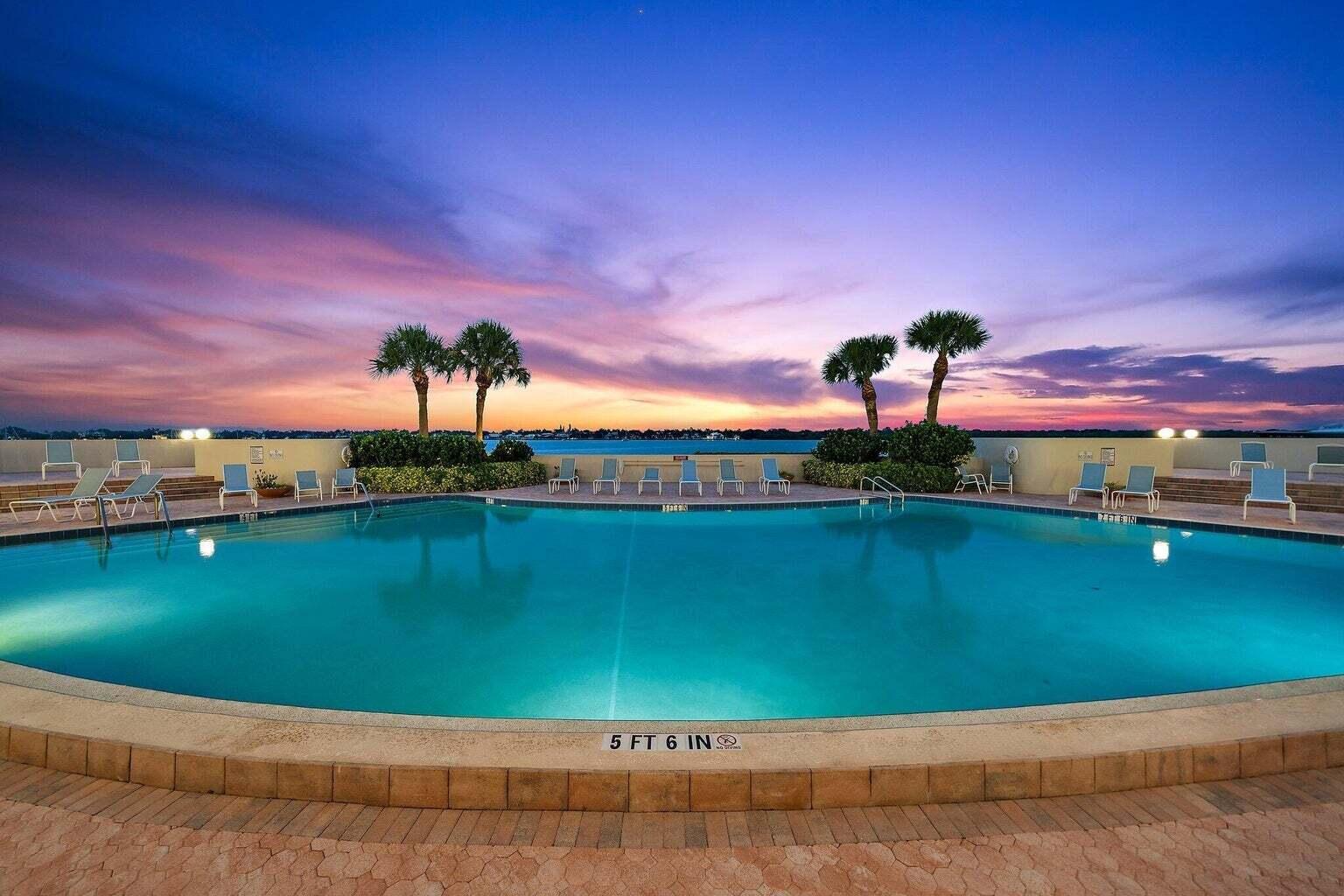 120 Lakeshore 4370 Drive 437