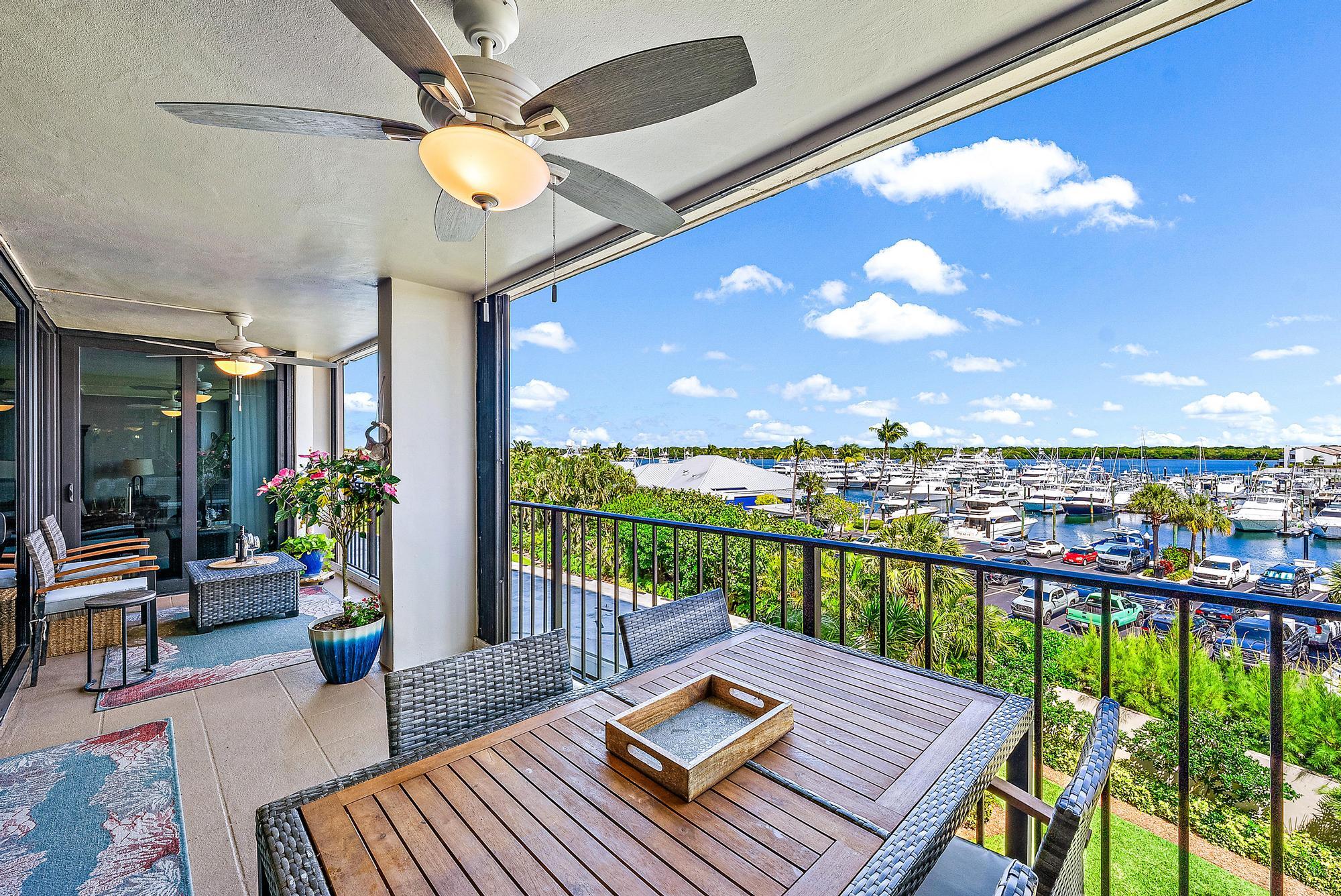 120 Lakeshore 4370 Drive 437