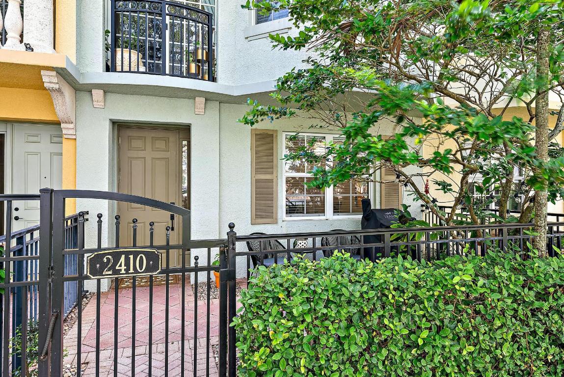 2410 San Pietro Circle