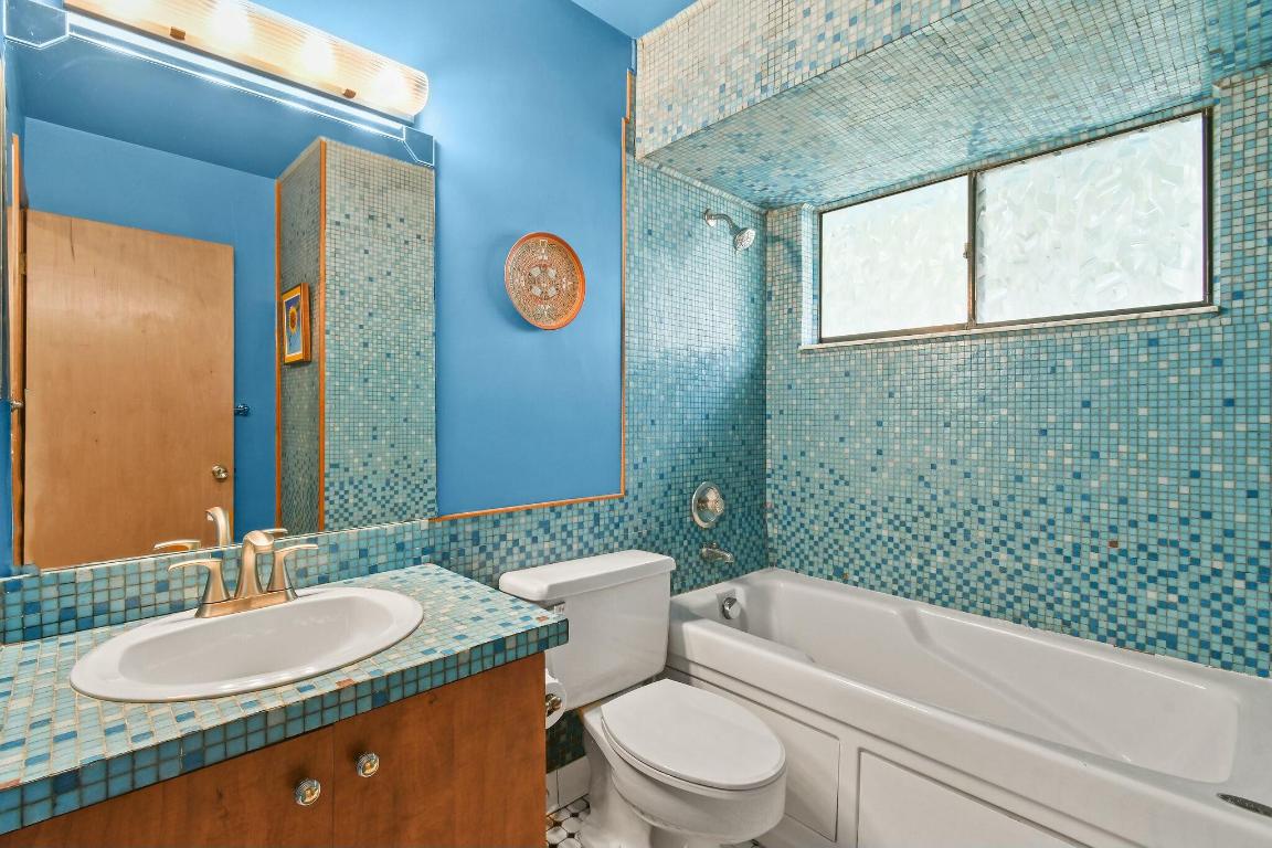 2351 Snug Harbor Drive