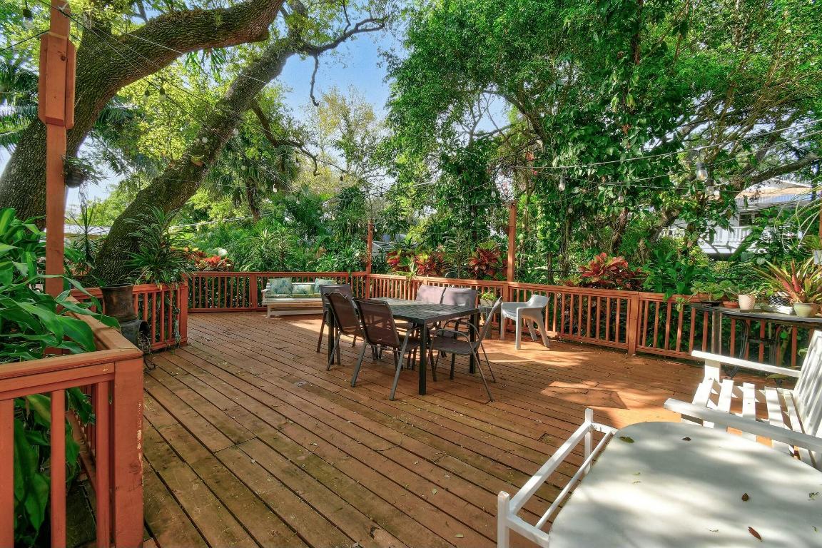 2351 Snug Harbor Drive