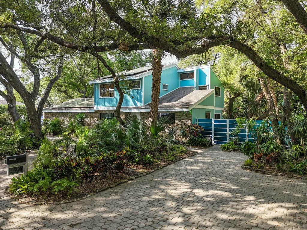 2351 Snug Harbor Drive