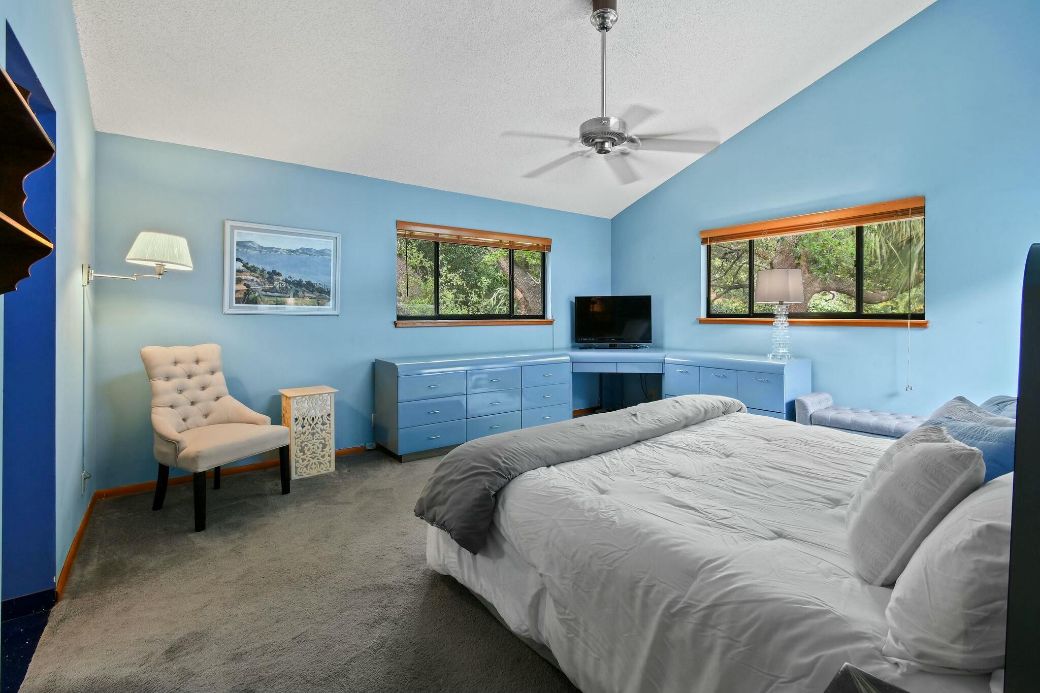 2351 Snug Harbor Drive