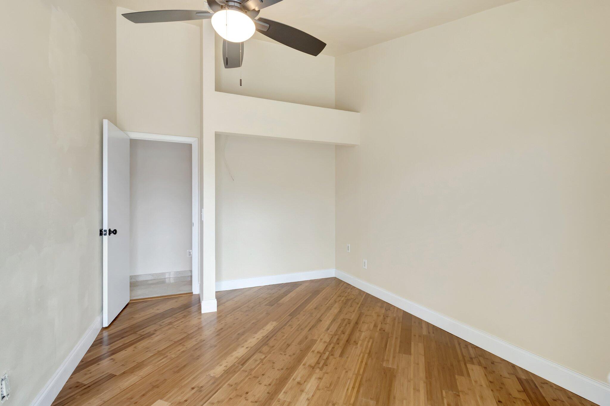 5763 Golden Eagle Circle