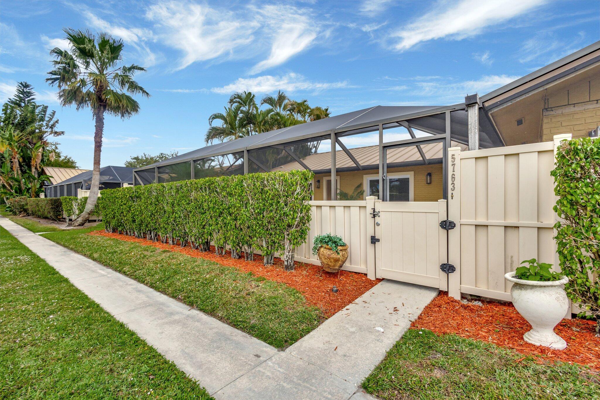 5763 Golden Eagle Circle