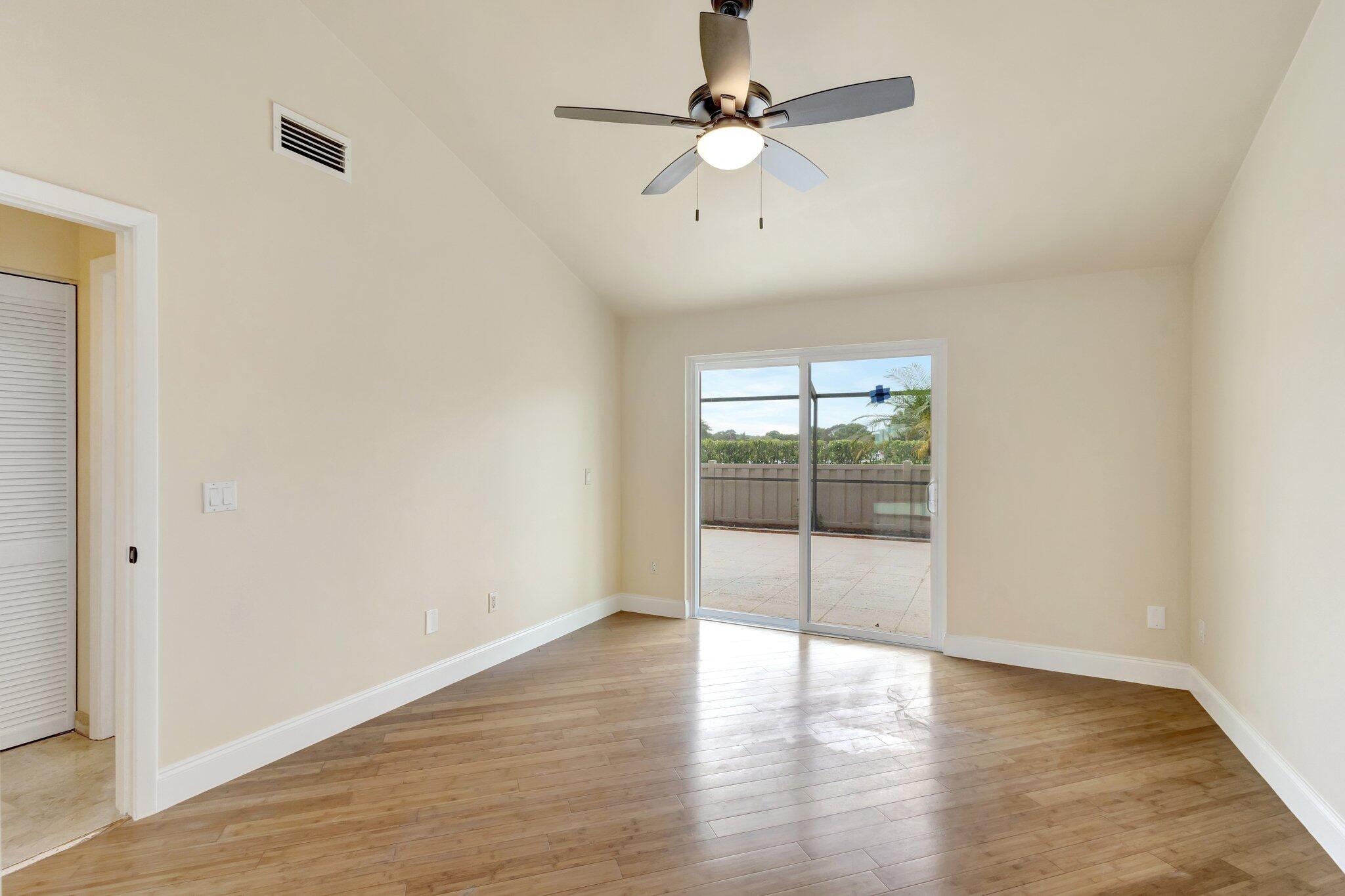 5763 Golden Eagle Circle