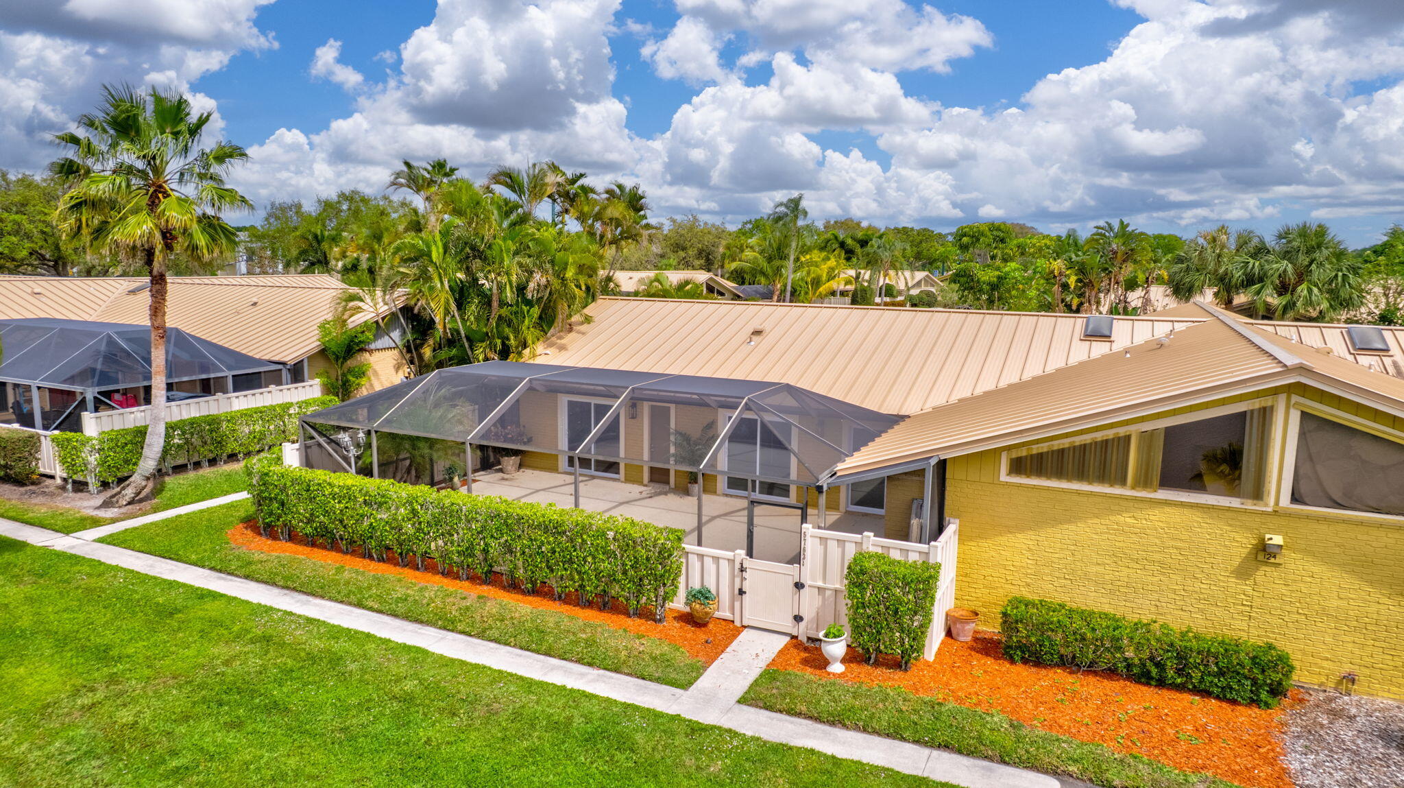 5763 Golden Eagle Circle