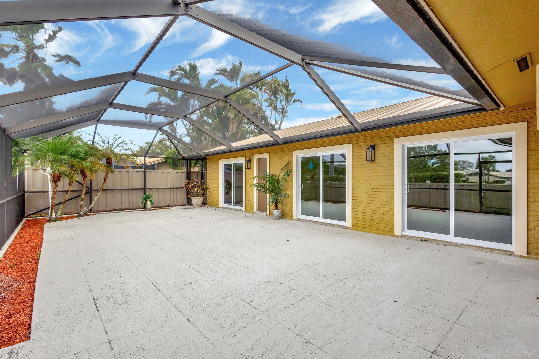 5763 Golden Eagle Circle
