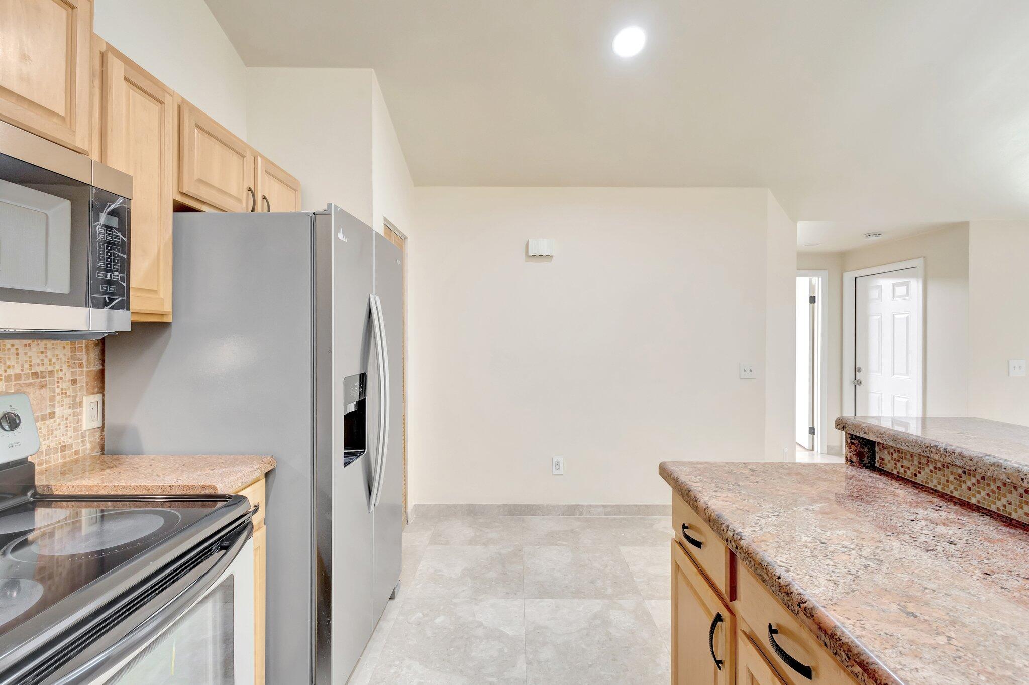 5763 Golden Eagle Circle
