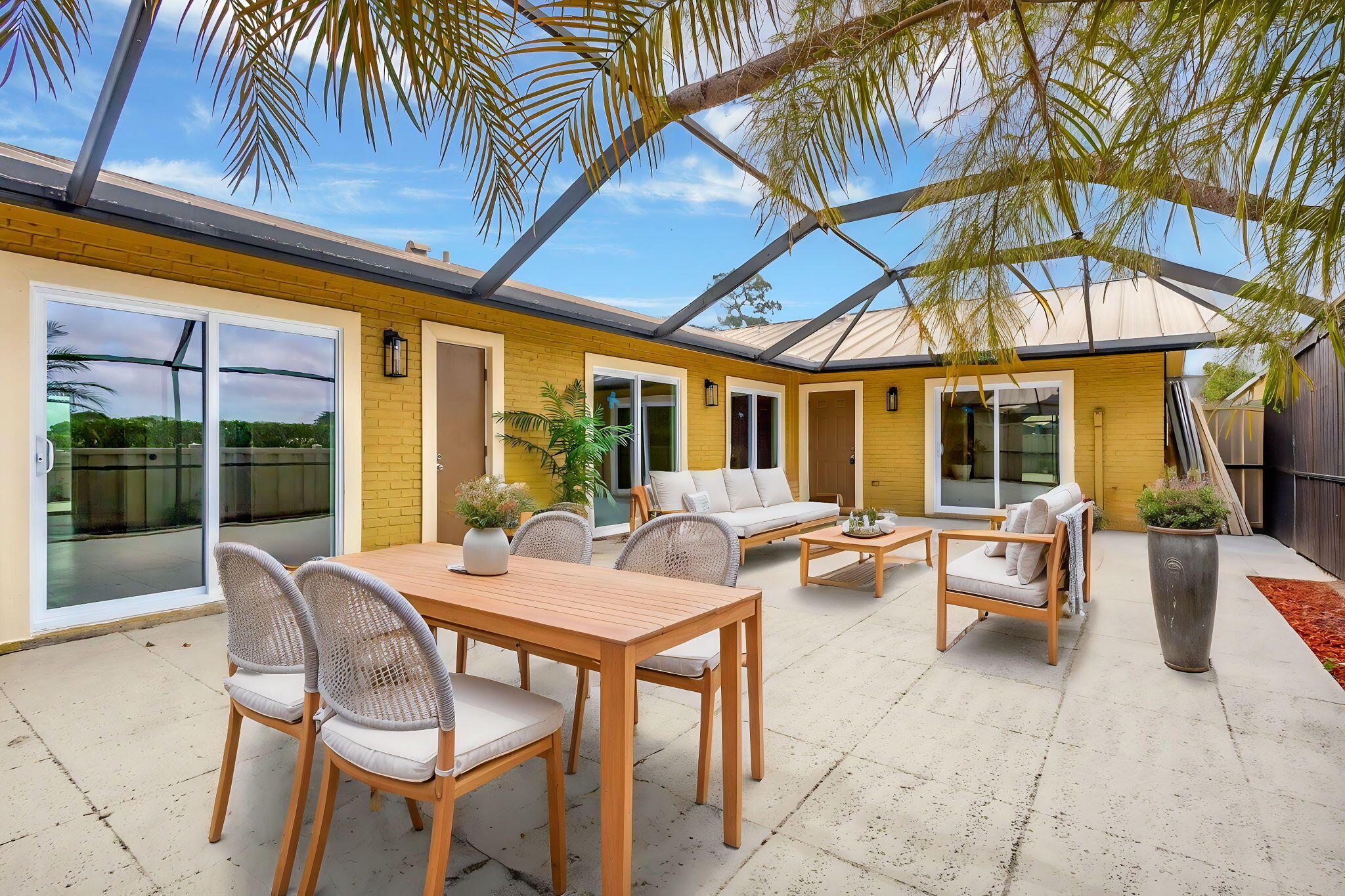 5763 Golden Eagle Circle